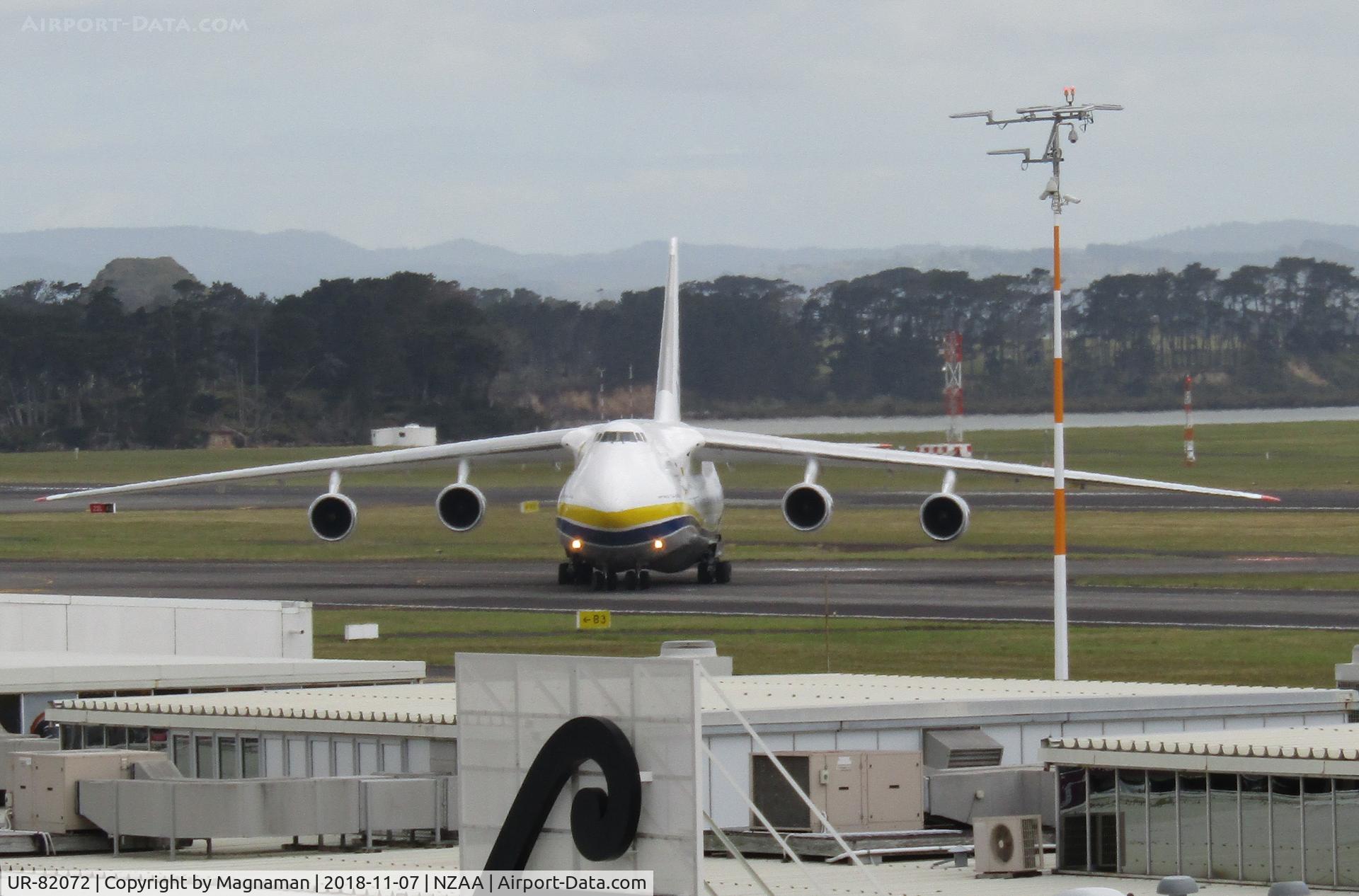 UR-82072, 1993 Antonov An-124-100 Ruslan C/N 9773053359136, long wings