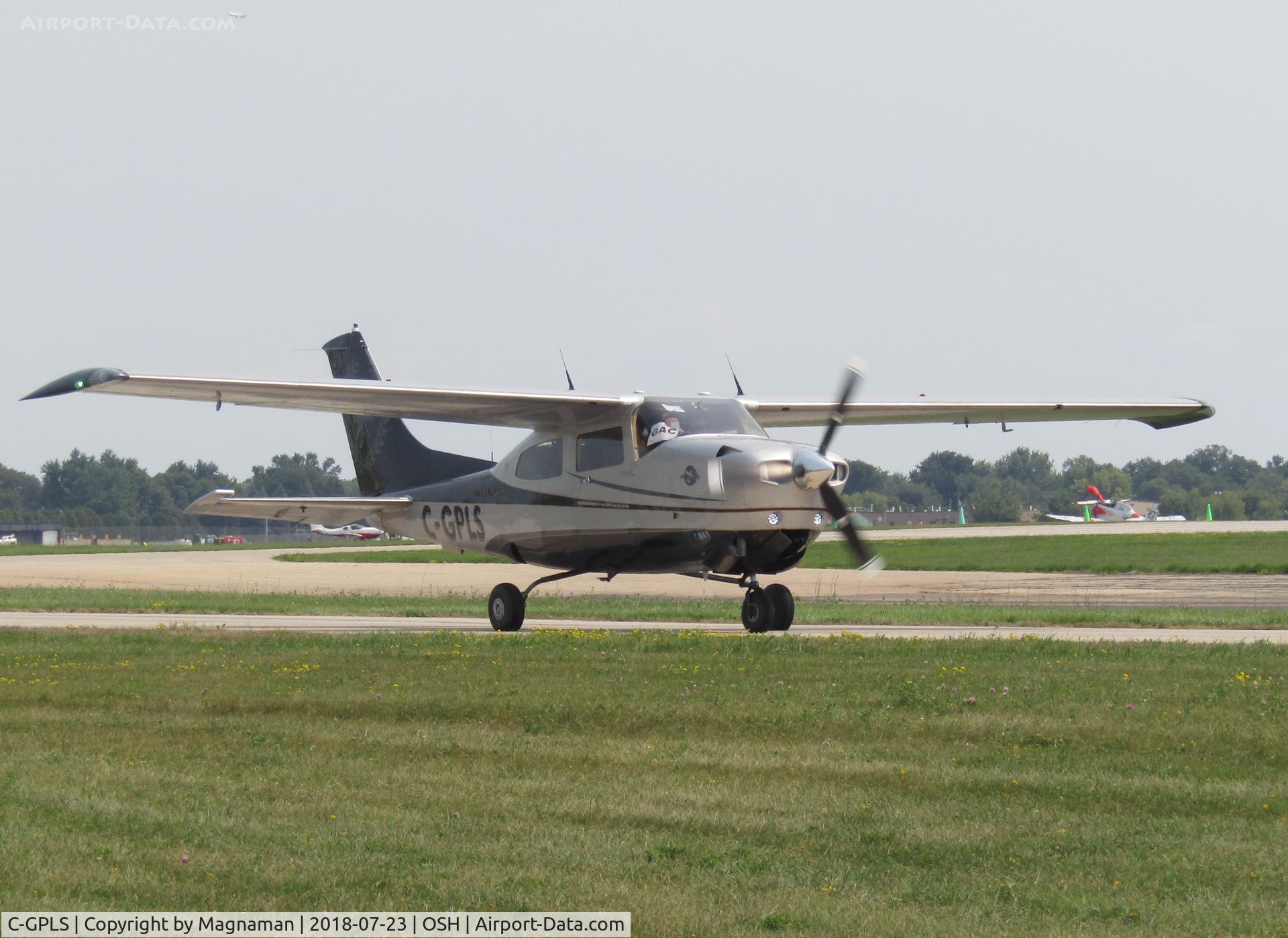 C-GPLS, 1980 Cessna T210N Turbo Centurion C/N 21063885, just arrived at EAA 18