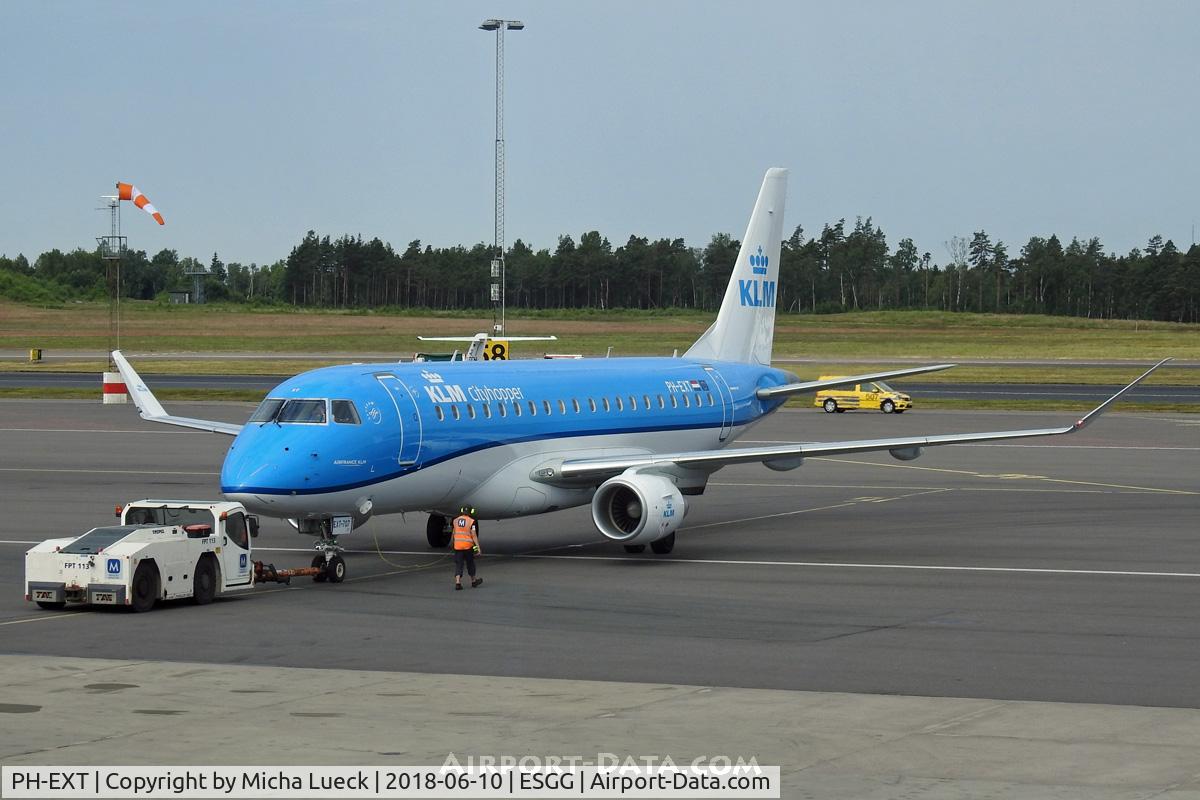PH-EXT, 2018 Embraer ERJ-175STD (ERJ-170-200) C/N 17000707, At Gothenburg