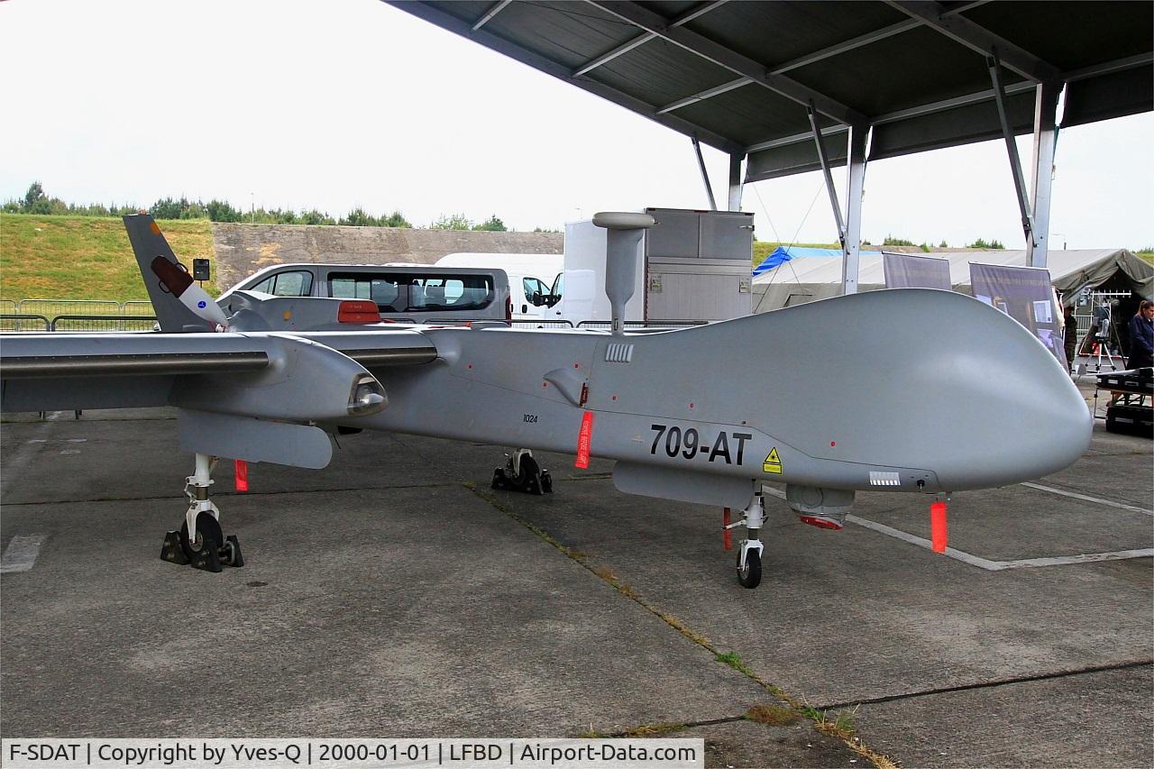 F-SDAT, EADS Harfang UAV C/N 1024, EADS Harfang, Displayed at Bordeaux-Mérignac Air Base 106(LFBD-BOD) Open day 2017