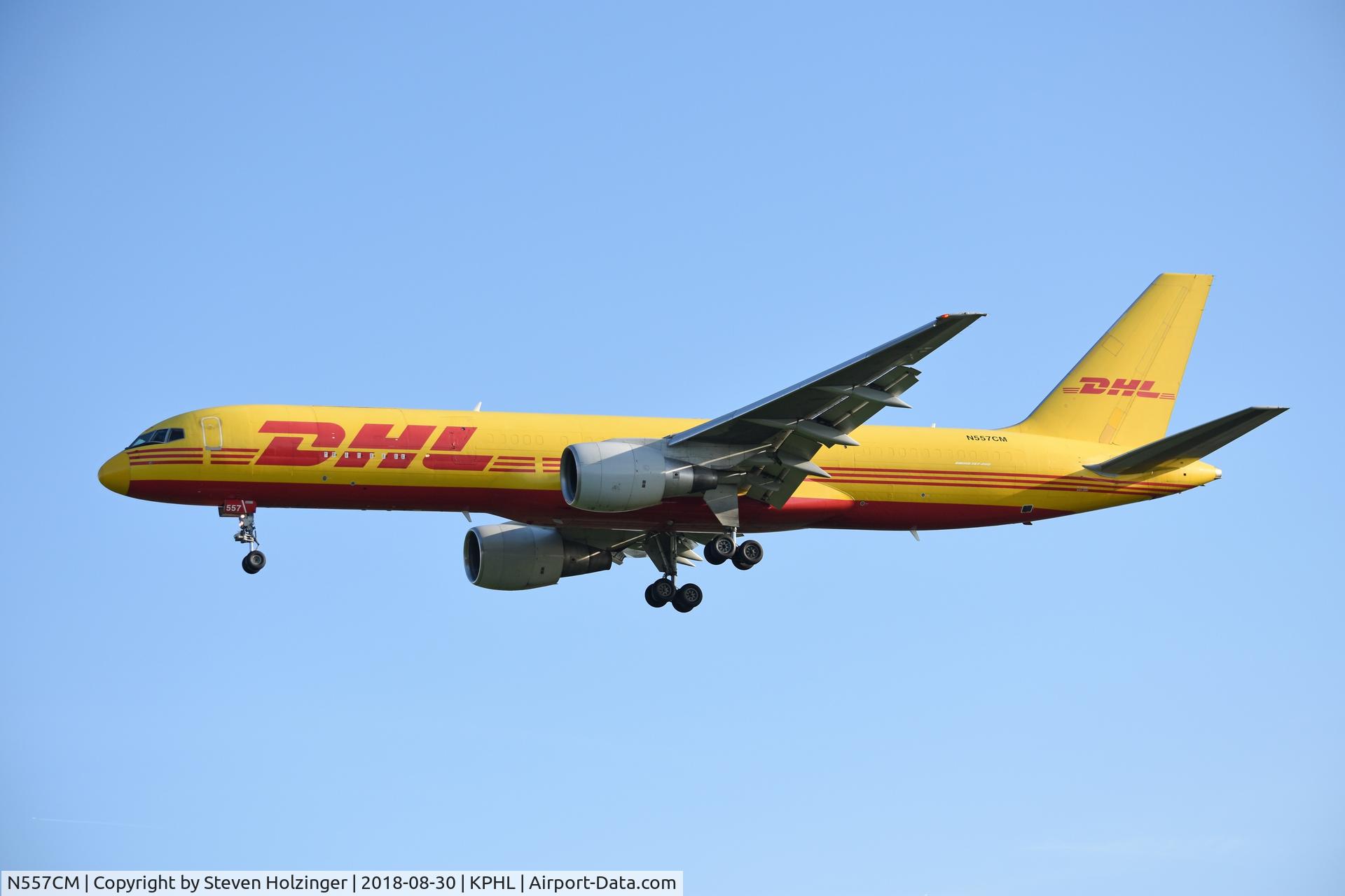 N557CM, 1986 Boeing 757-2B6 C/N 23687, Short final to PHL