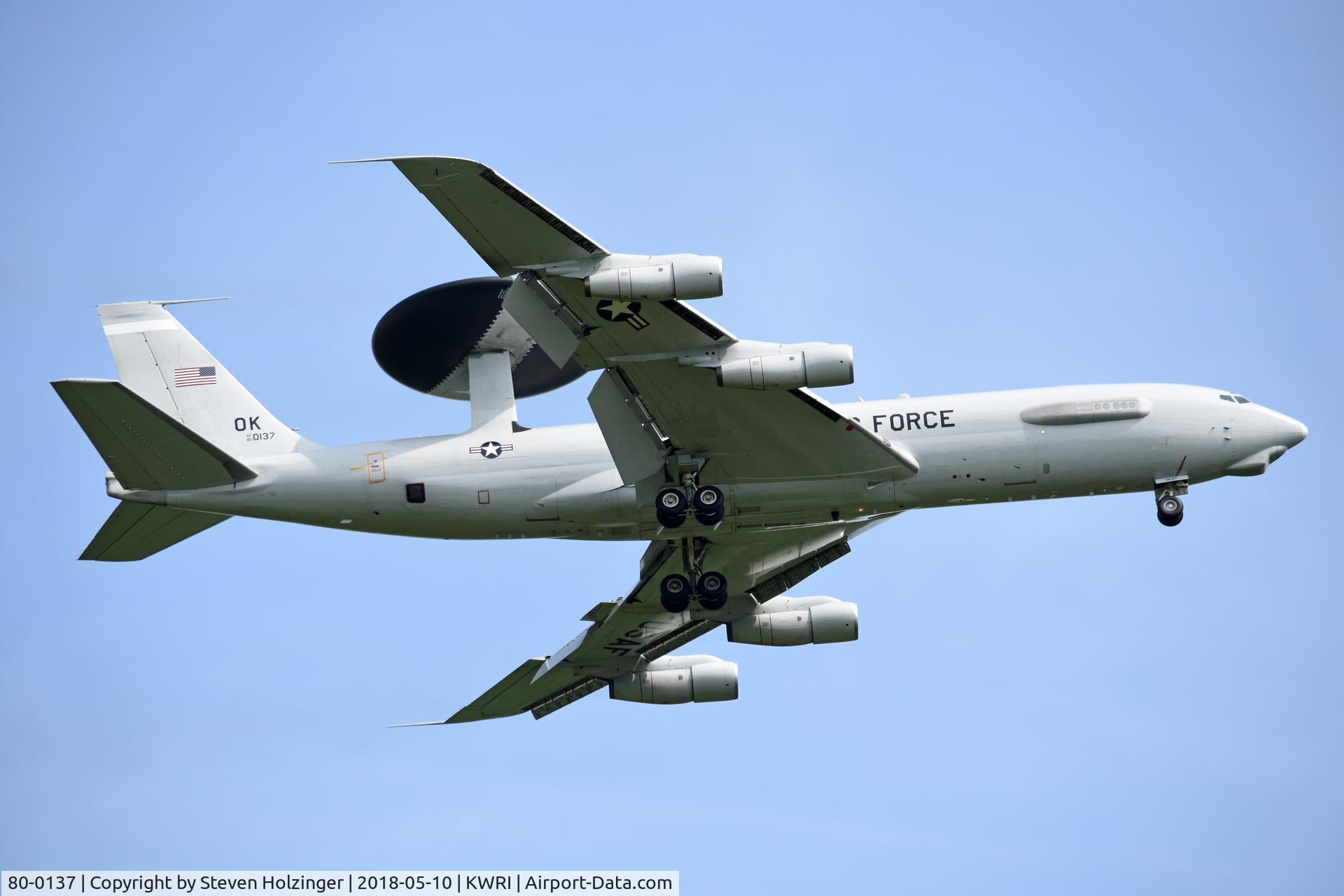 80-0137, 1980 Boeing E-3C C/N 22829, On short final to McGuire.