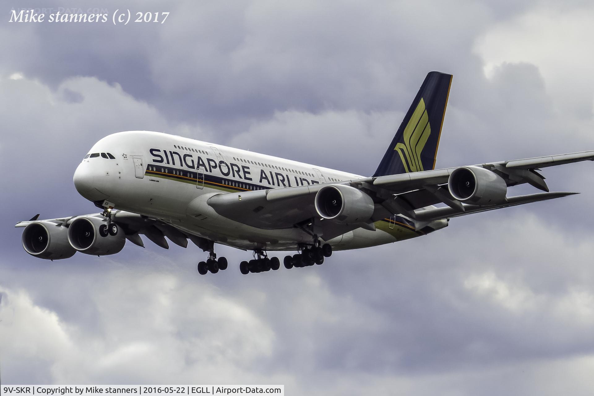 9V-SKR, 2011 Airbus A380-841 C/N 082, Singapore Airlines A380-841 Landing runway 27L from SIN,LHR 22.5.16