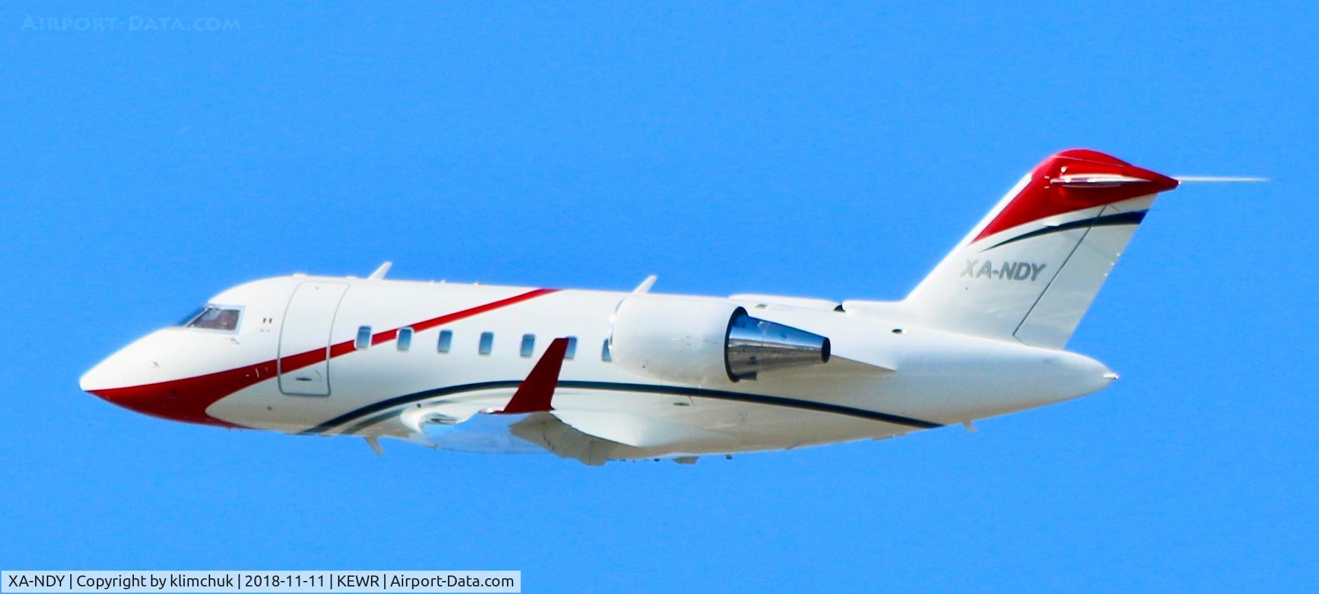 XA-NDY, Bombardier Challenger 605 (CL-600-2B16) C/N 5944, Taking off