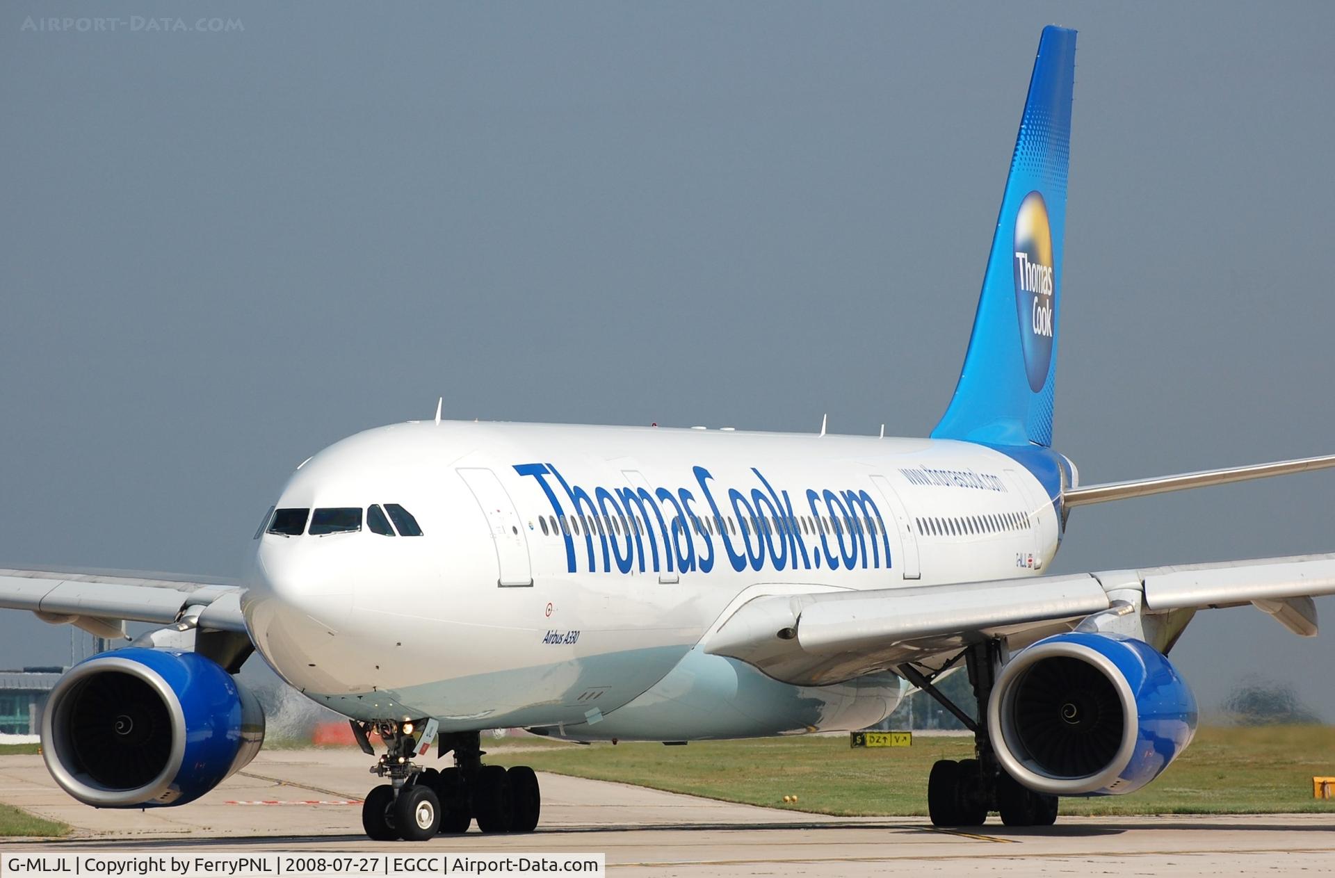 G-MLJL, 1999 Airbus A330-243 C/N 254, Thomas Cook A332 lining-up