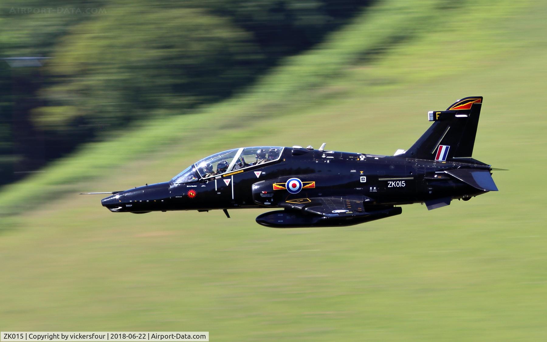 ZK015, 2008 British Aerospace Hawk T2 C/N RT006/1244, LFA8. Derwent Valley, Cumbria.