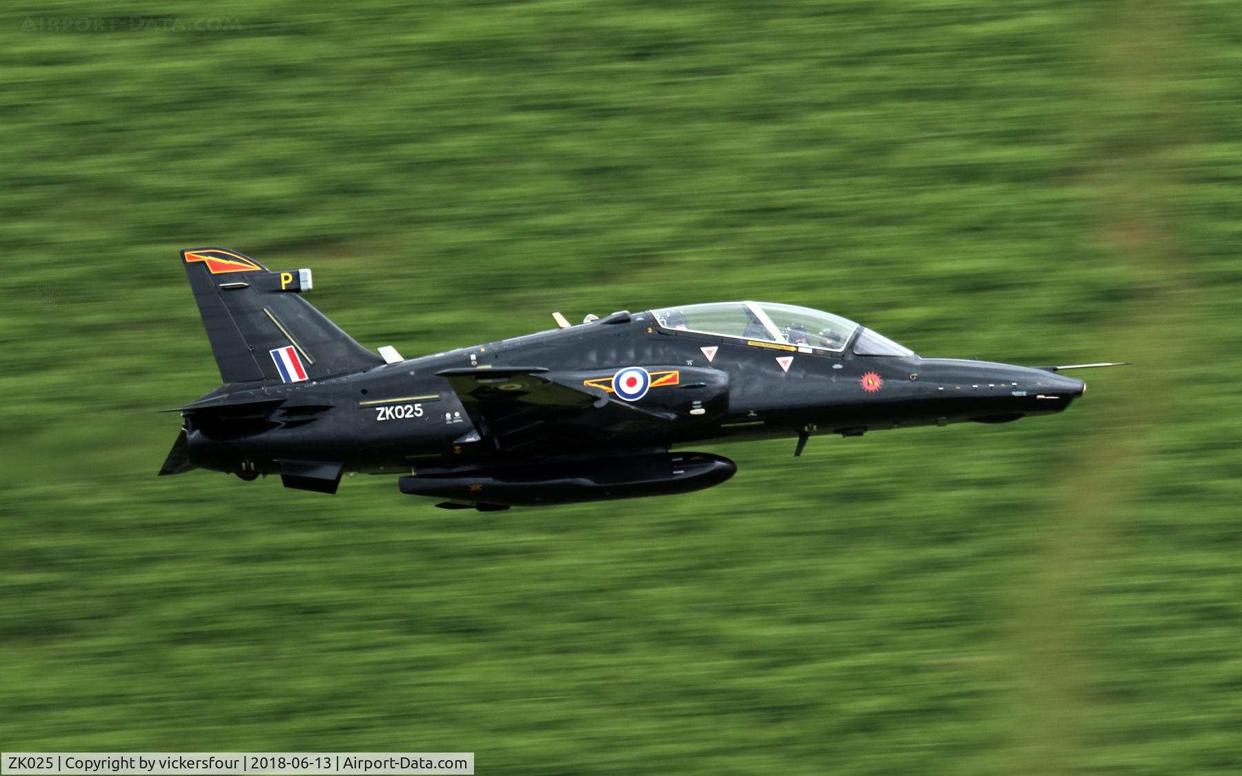 ZK025, 2009 British Aerospace Hawk T2 C/N RT016/1254, LFA17. Dunmail Raise, Cumbria.