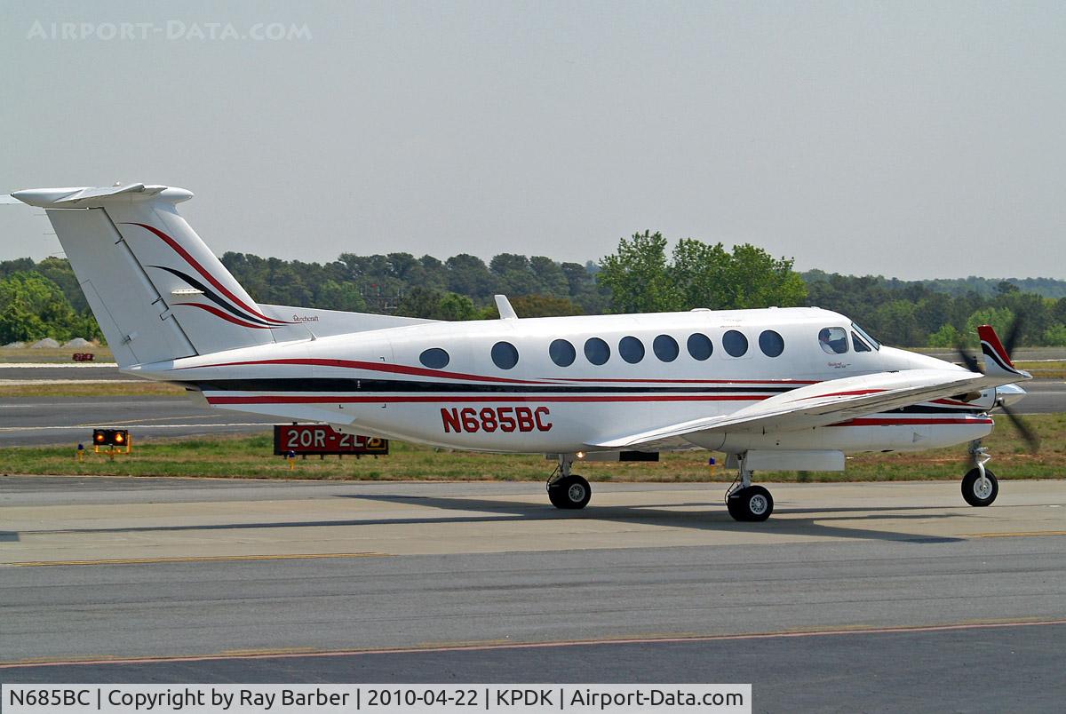 N685BC, Raytheon Aircraft Company B300 C/N FL-355, N685BC   Beech 350 Super King Air [FL-355] Atlanta-Dekalb Peachtree~N 22/04/2010