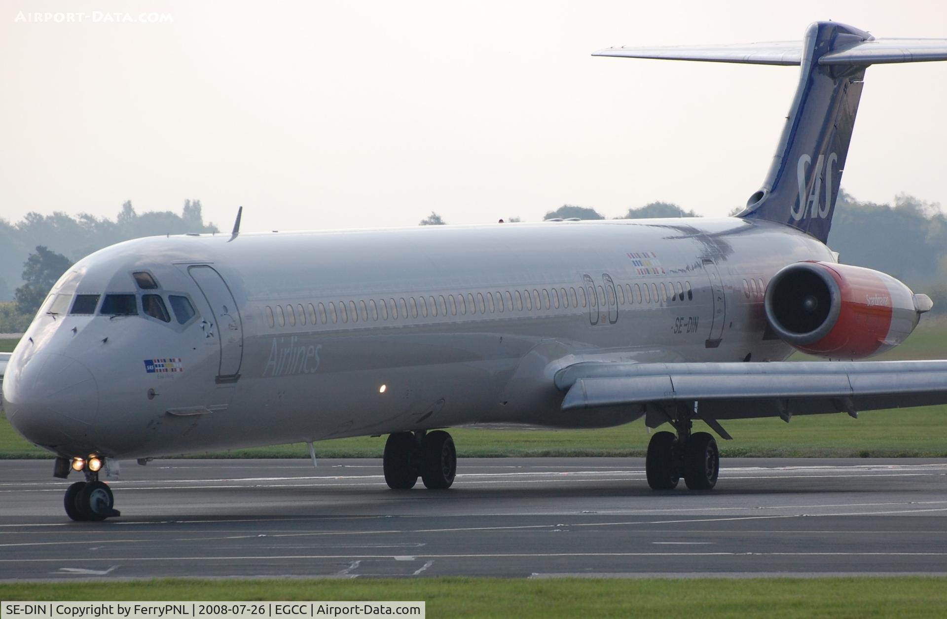 SE-DIN, 1990 McDonnell Douglas MD-82 (DC-9-82) C/N 49999, SAS MD82