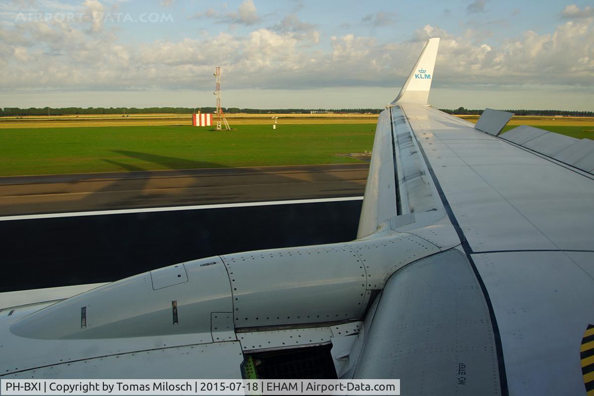 PH-BXI, 2000 Boeing 737-8K2 C/N 30358, KLM flight TXL–AMS