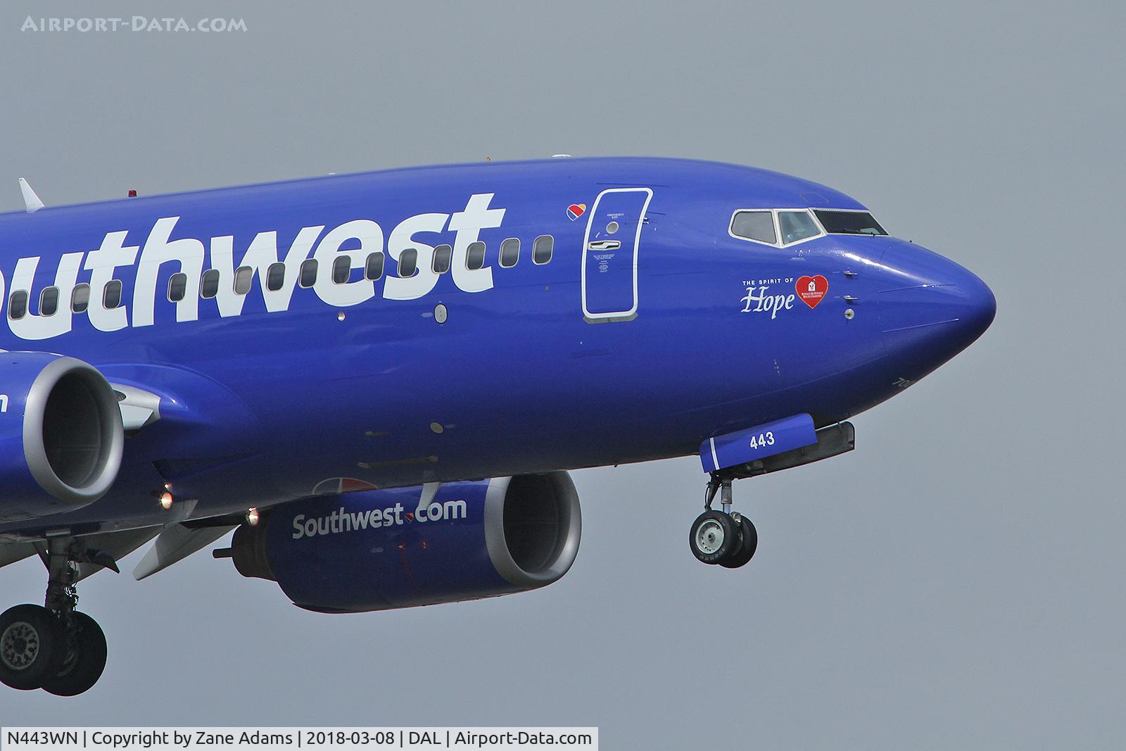 N443WN, 2003 Boeing 737-7H4 C/N 29838, Arriving at Love Field - Dallas, TX