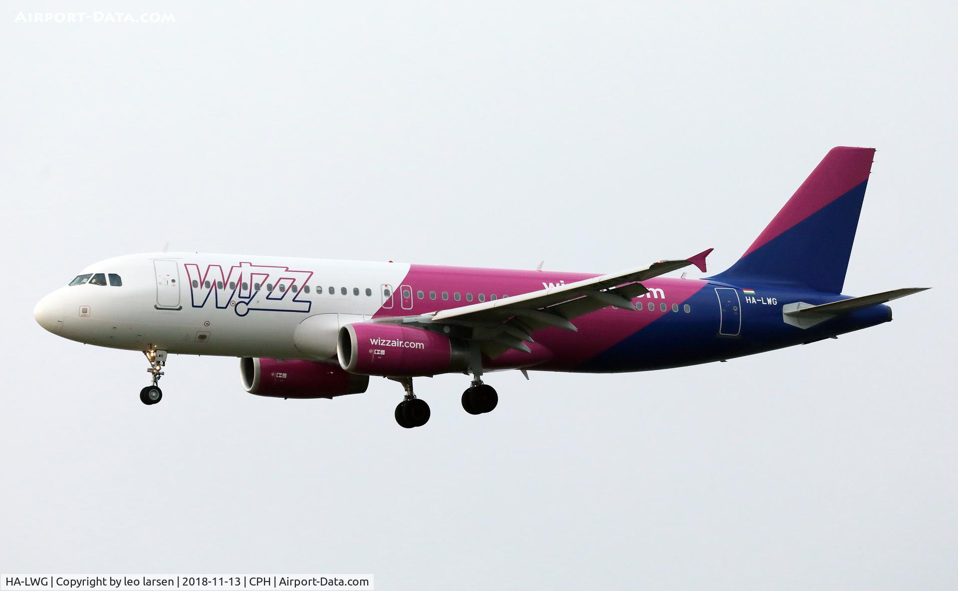 HA-LWG, 2010 Airbus A320-232 C/N 4308, Copenhagen 13.11.2018
