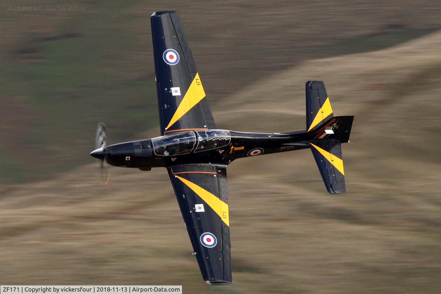 ZF171, 1989 Short S-312 Tucano T1 C/N S023/T23, LFA17. M6 Pass, Cumbria. Tucano T1 callsign LOP46.