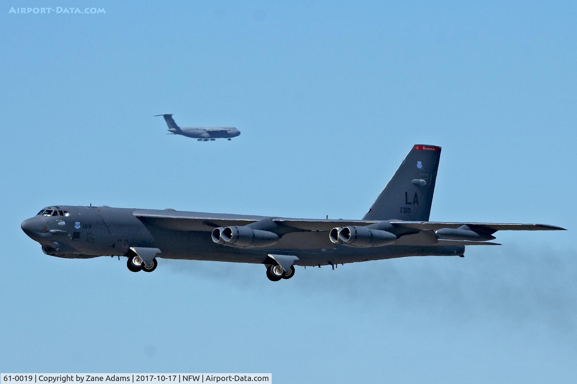61-0019, 1961 Boeing B-52H Stratofortress C/N 464446, Departing NAS Fort Worth