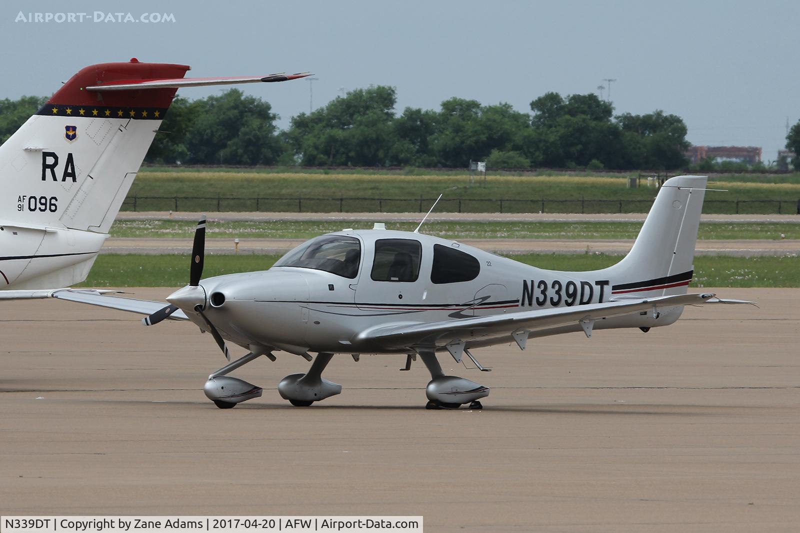 N339DT, 2015 Cirrus SR22 C/N 4224, Alliance Airport - Fort Worth, TX