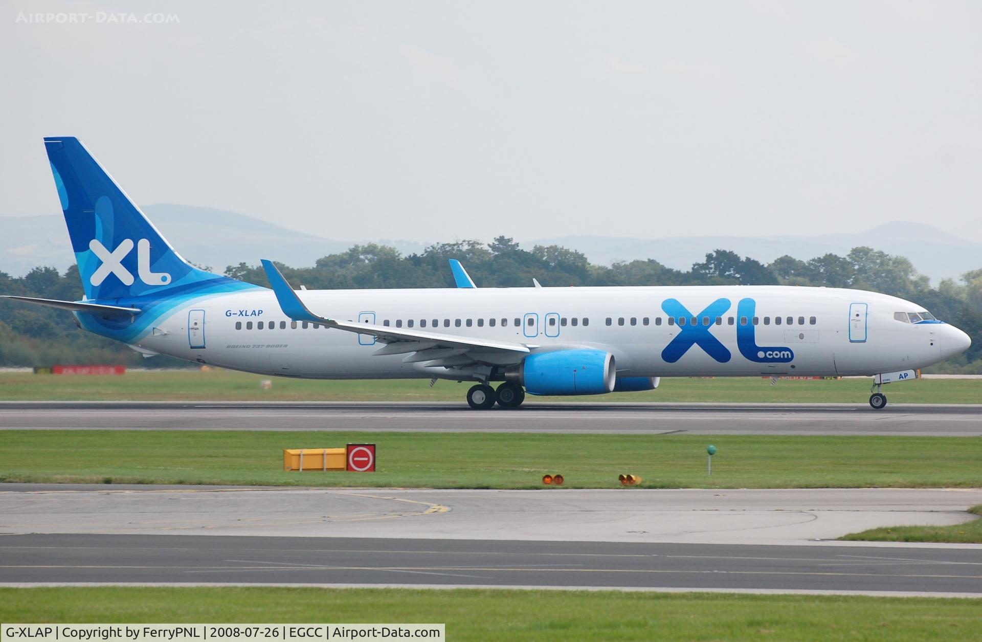 G-XLAP, 2008 Boeing 737-96NER C/N 36539, Departure of XL B739