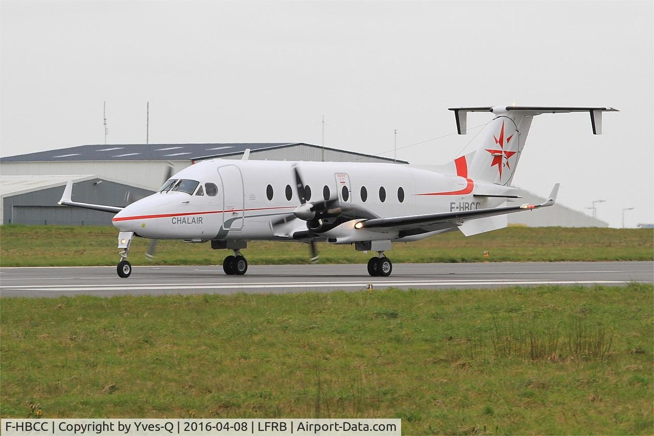 F-HBCC, 1999 Beech 1900D C/N UE-350, Beech 1900D, Taxiing to holding point rwy 25L, Brest-Bretagne Airport (LFRB-BES)