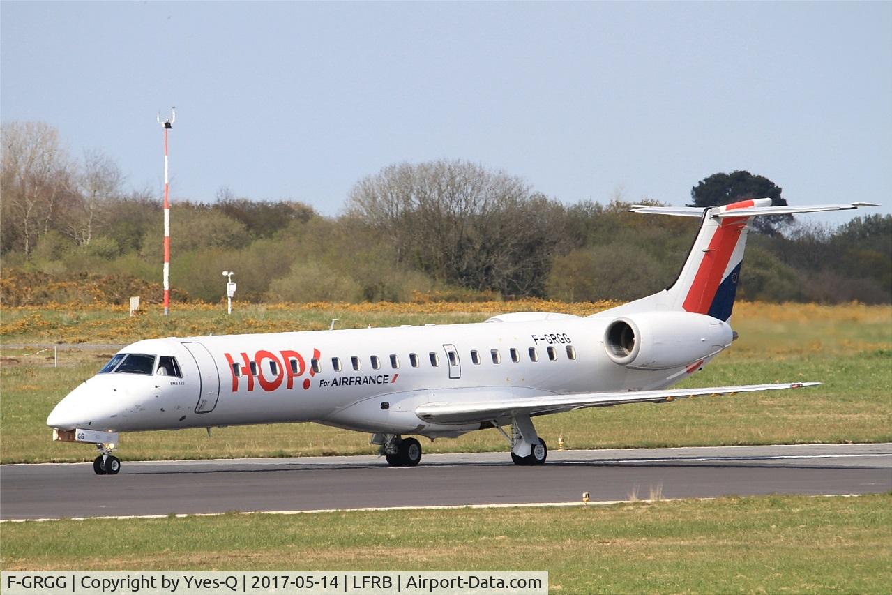 F-GRGG, 1999 Embraer ERJ-145EP (EMB-145EP) C/N 145118, Embraer EMB-145EU, Taxiing rwy 07R, Brest-Bretagne airport (LFRB-BES)
