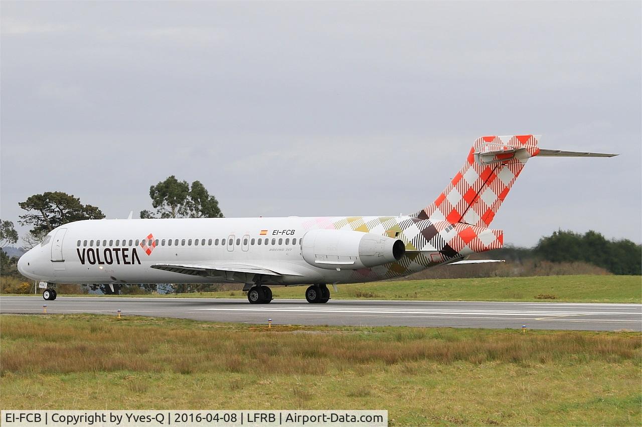 EI-FCB, 2005 Boeing 717-200 C/N 55191, Boeing 717-200, Taxiing to holding point rwy 25L, Brest-Bretagne Airport (LFRB-BES)