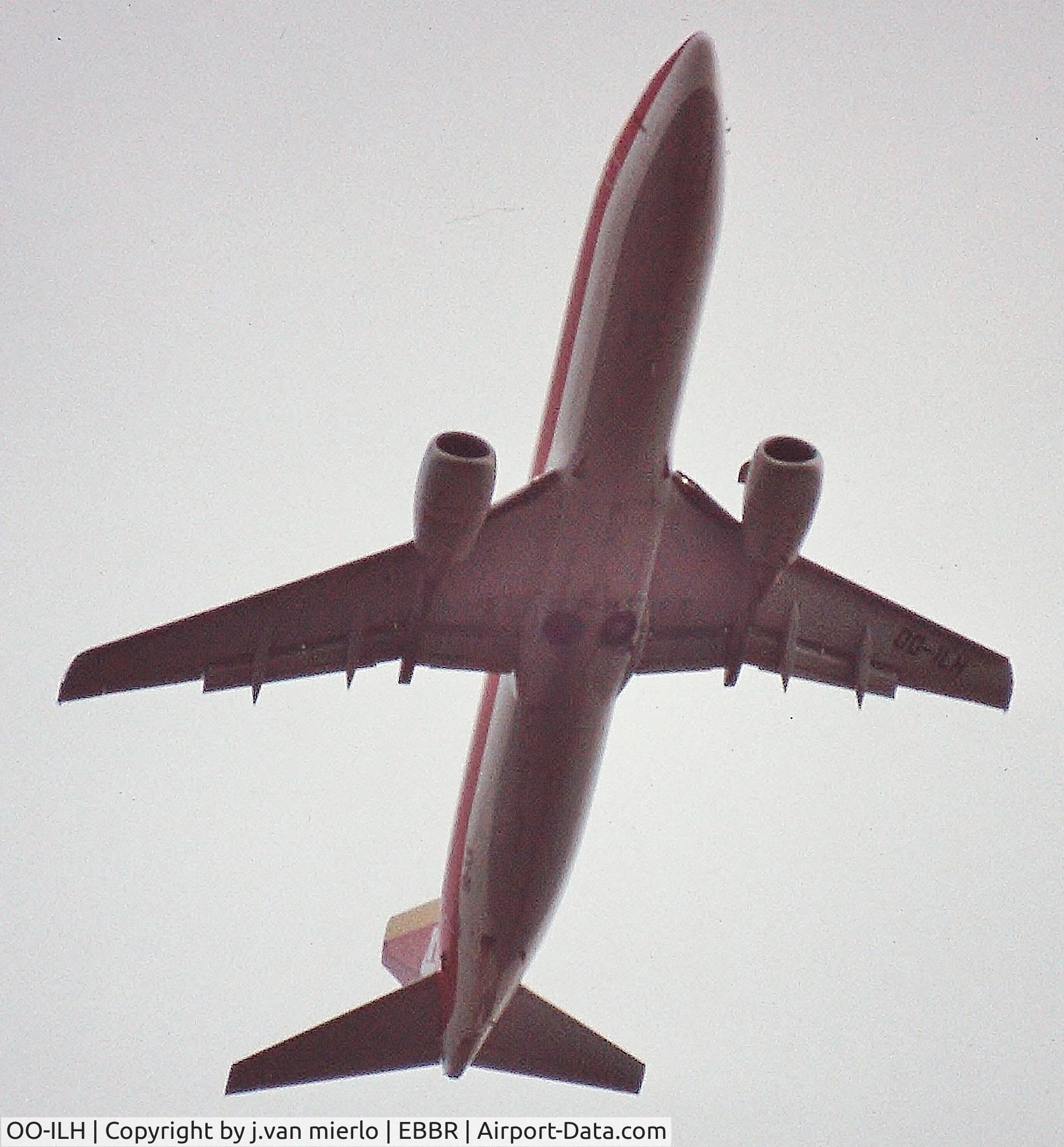 OO-ILH, 1988 Boeing 737-4Q8 C/N 24234, Airborne from EBBR 25R