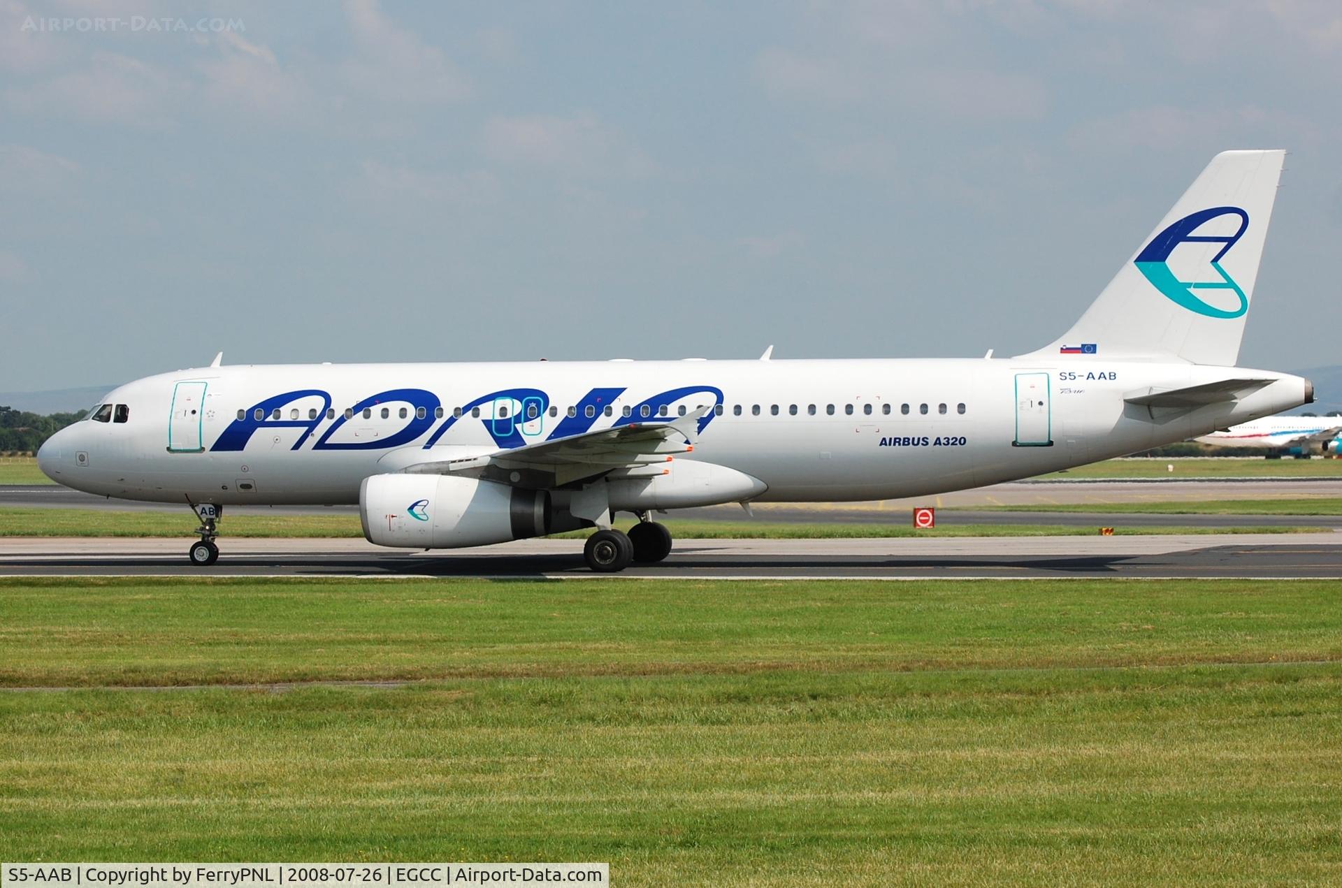 S5-AAB, 1990 Airbus A320-231 C/N 0113, Adria A320 taxying.