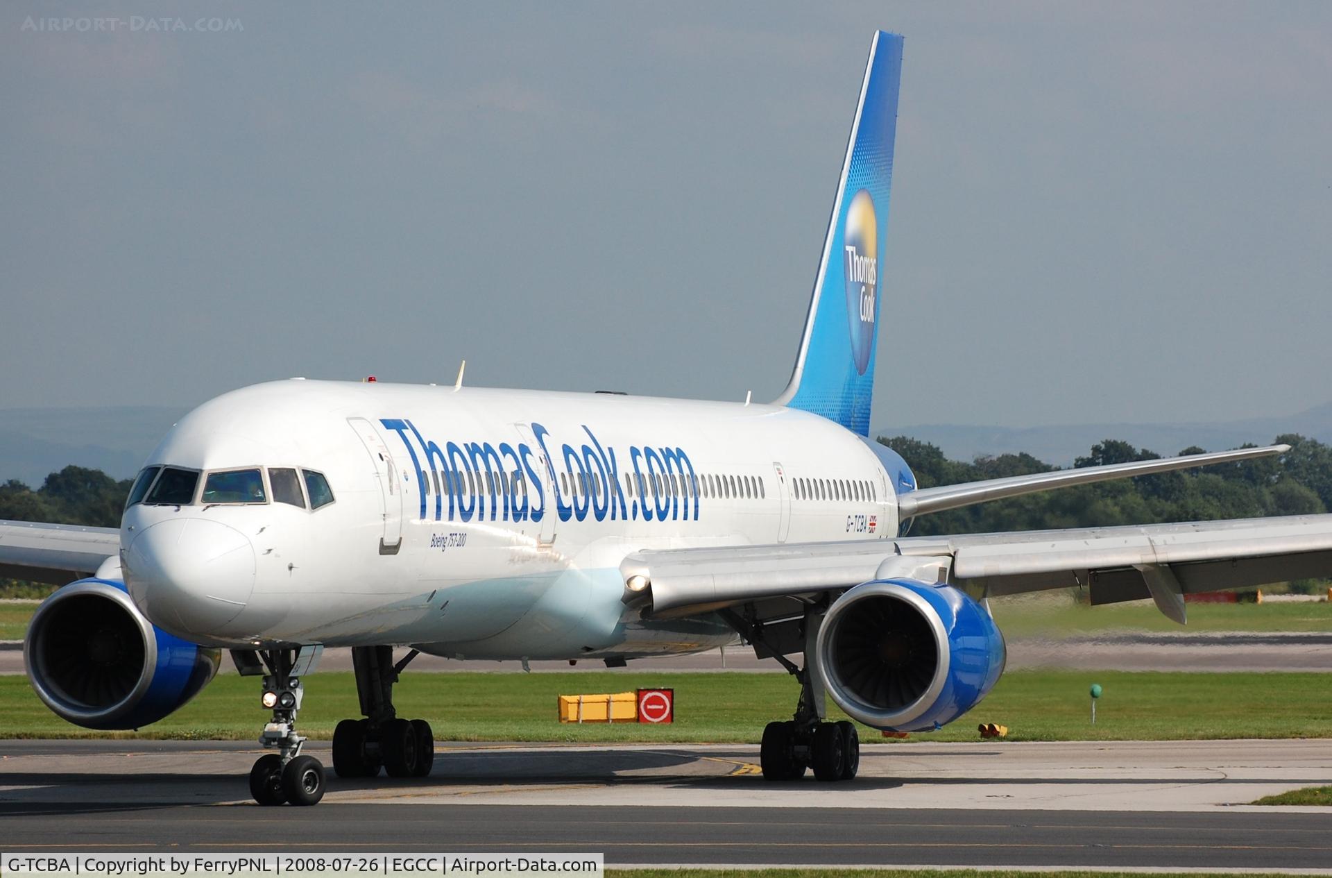 G-TCBA, 1998 Boeing 757-28A C/N 28203, Thomas Cook B752 close up