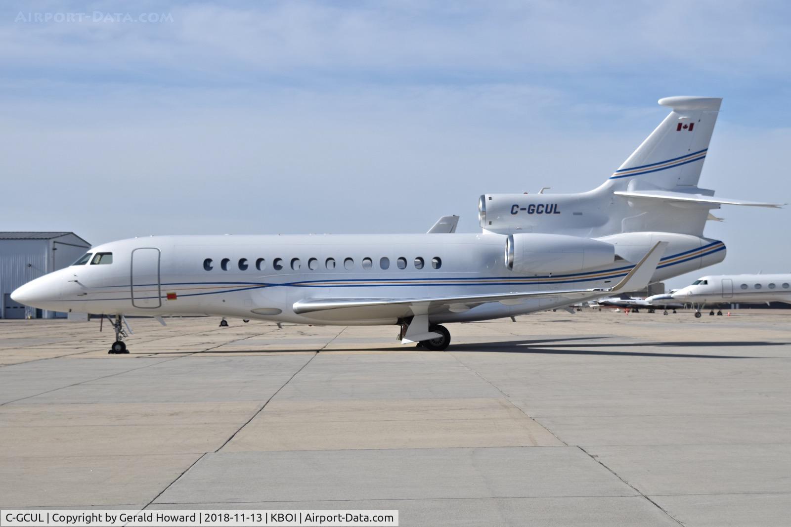 C-GCUL, 2009 Dassault Falcon 7X C/N 57, Parked on south GA ramp.