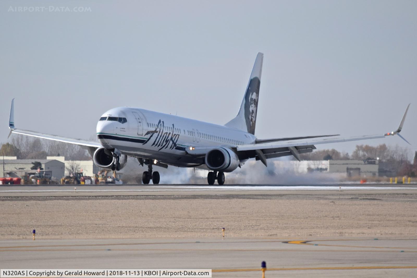 N320AS, 2003 Boeing 737-990 C/N 33680, Touch down on RWY 10L.