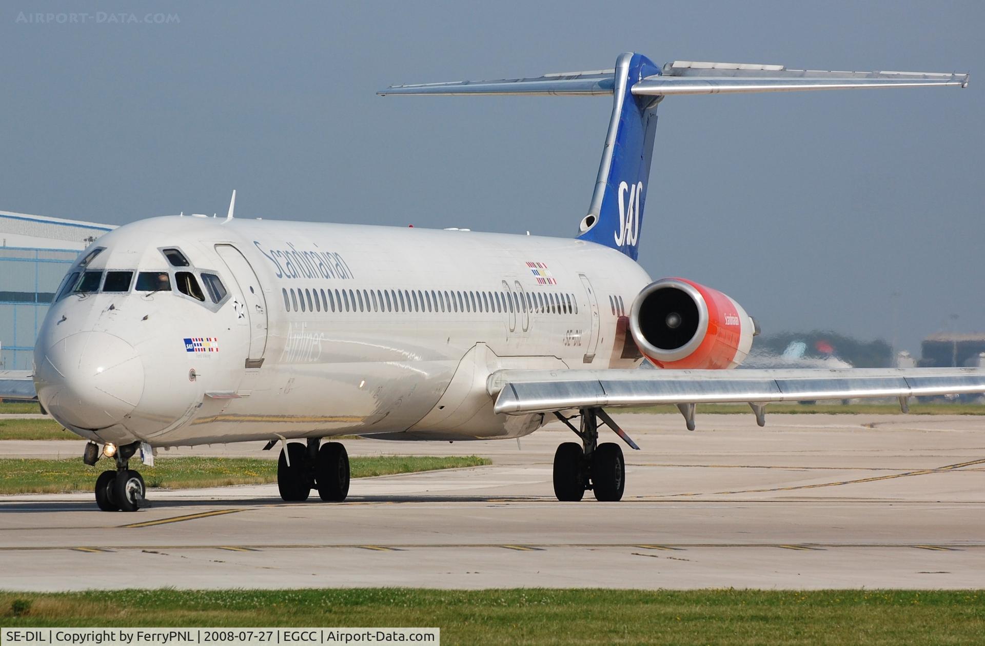SE-DIL, 1989 McDonnell Douglas MD-82 (DC-9-82) C/N 49913, SAS MD82 Tord Viking lining up.