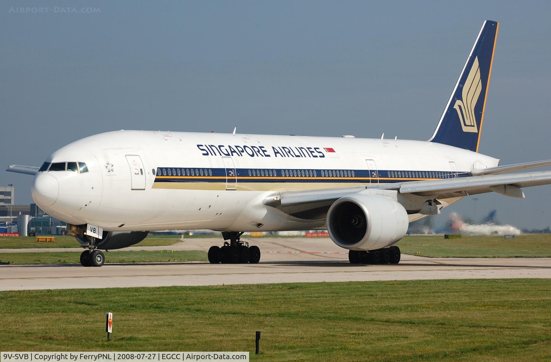 9V-SVB, 2001 Boeing 777-212/ER C/N 28525, Singapore B772 lining-up for a 12 hour flight back home.