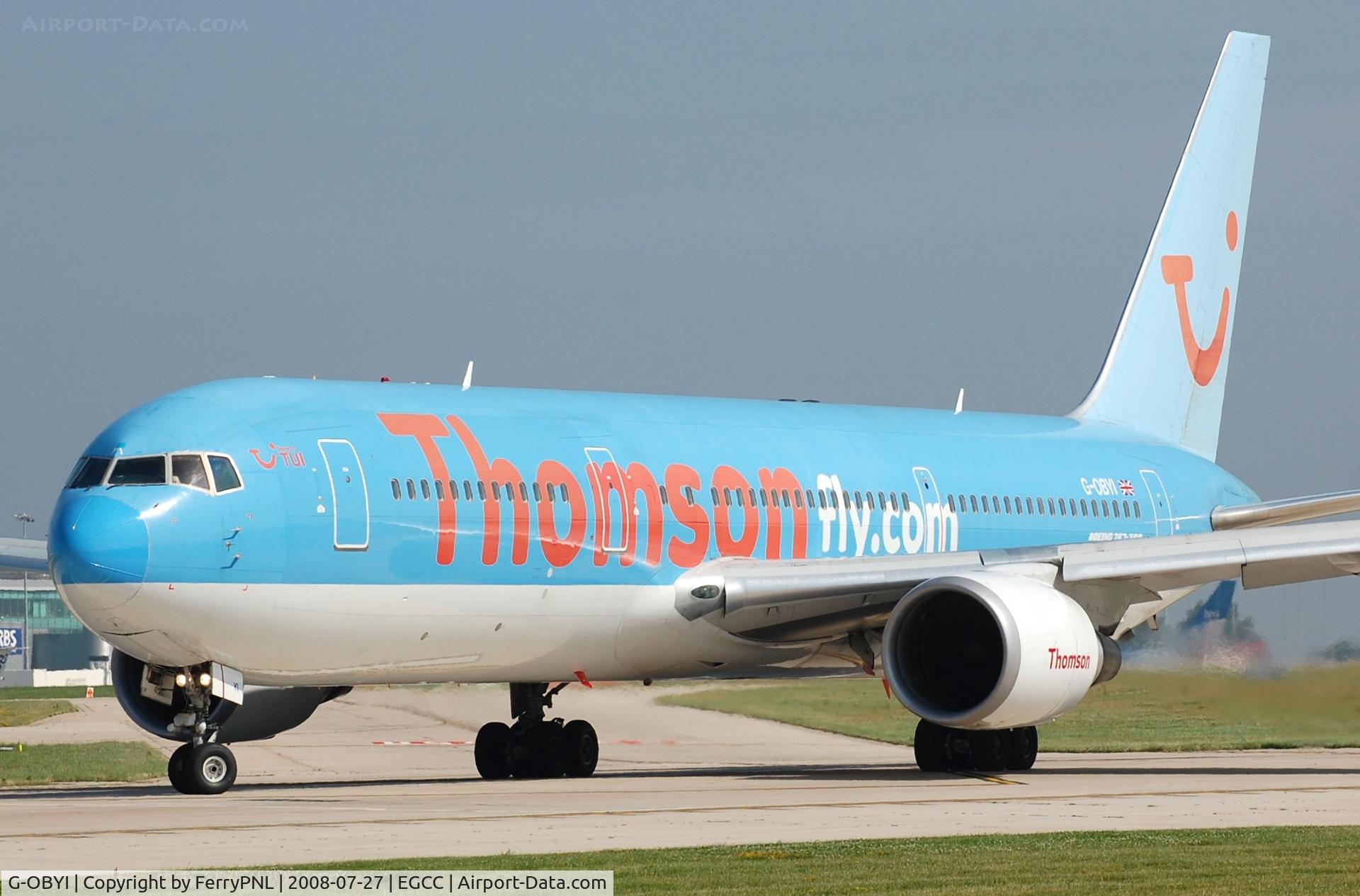 G-OBYI, 2000 Boeing 767-304/ER C/N 29138, Thomson B763. Became PH-OYI and in 2010 is still active.