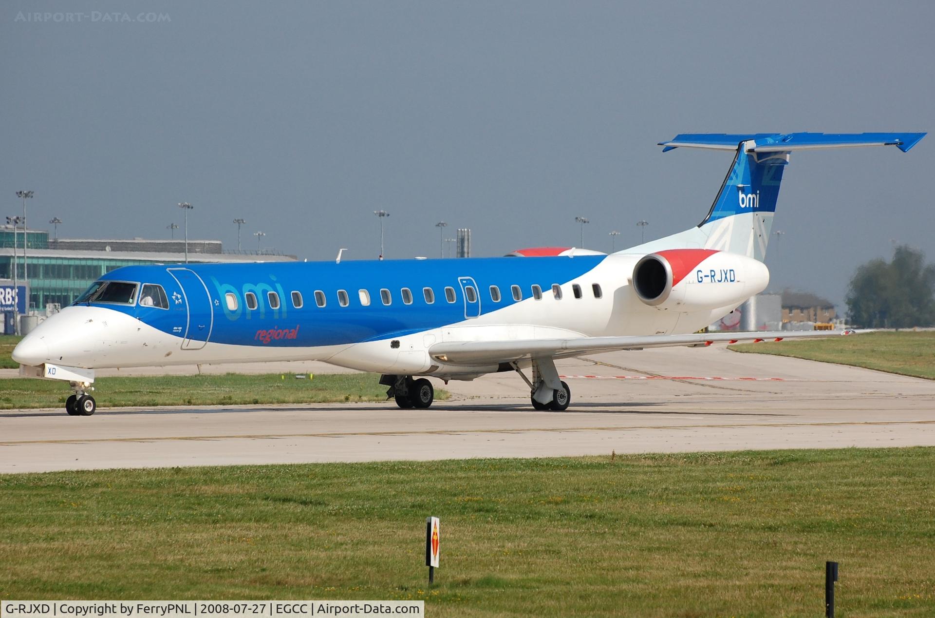 G-RJXD, 2000 Embraer EMB-145EP (ERJ-145EP) C/N 145207, BMI ERJ145