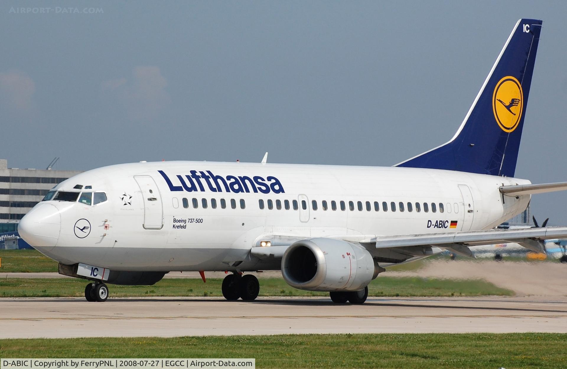 D-ABIC, 1990 Boeing 737-530 C/N 24817, Lufthansa B735 lining-up in MAN.