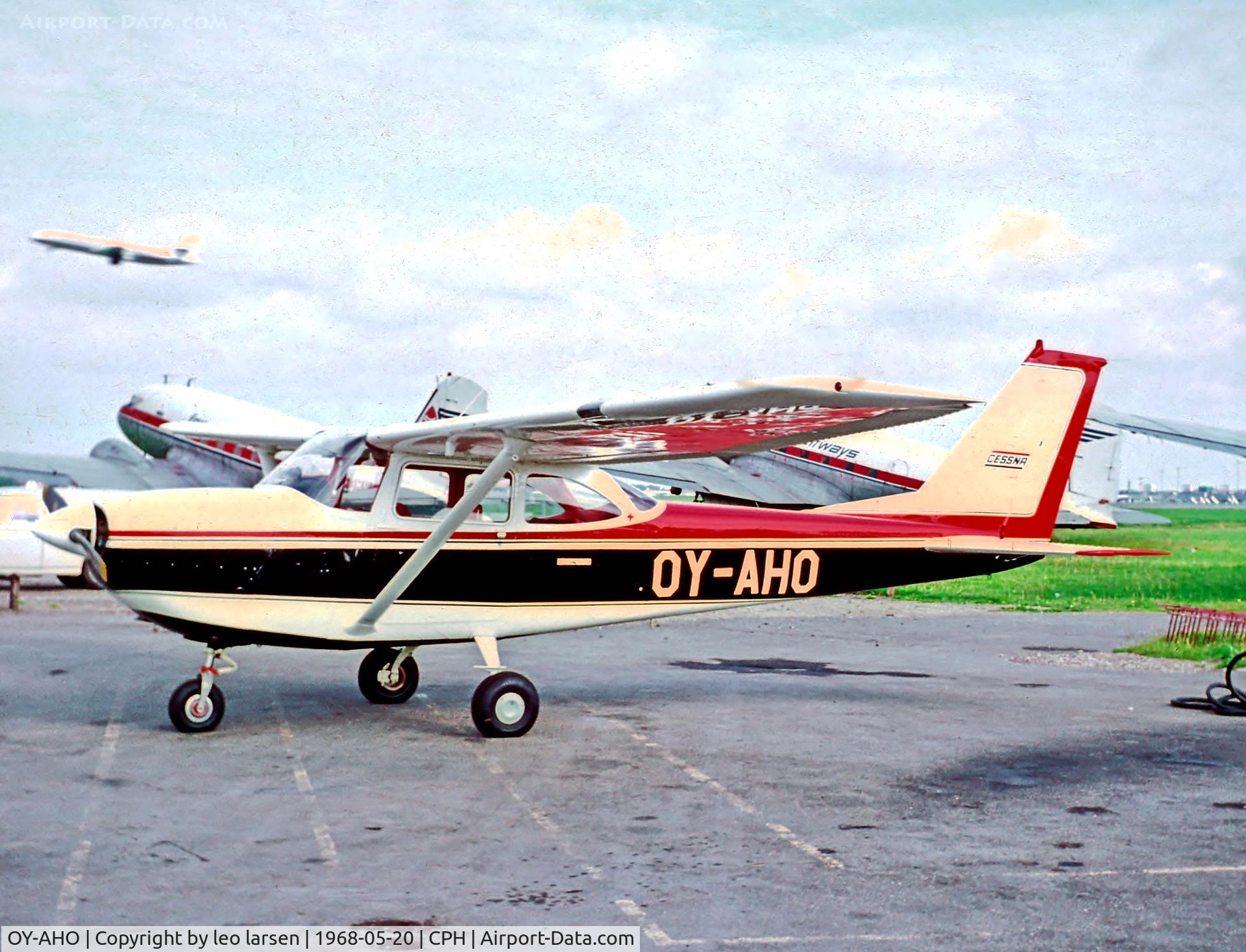 OY-AHO, 1967 Reims Cessna FR172E C/N 0016, Copenhagen 20.5.1968