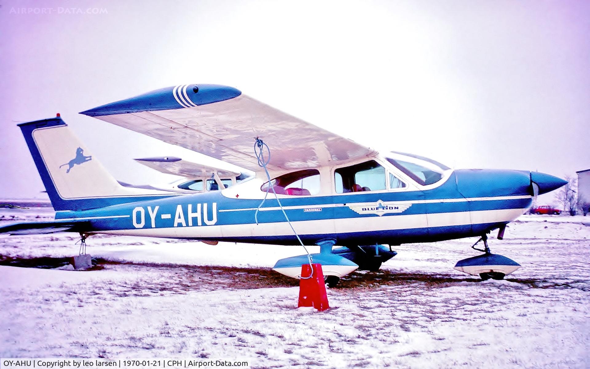 OY-AHU, 1968 Cessna 177 Cardinal Cardinal C/N 17701163, Copenhagen 21.1.1970