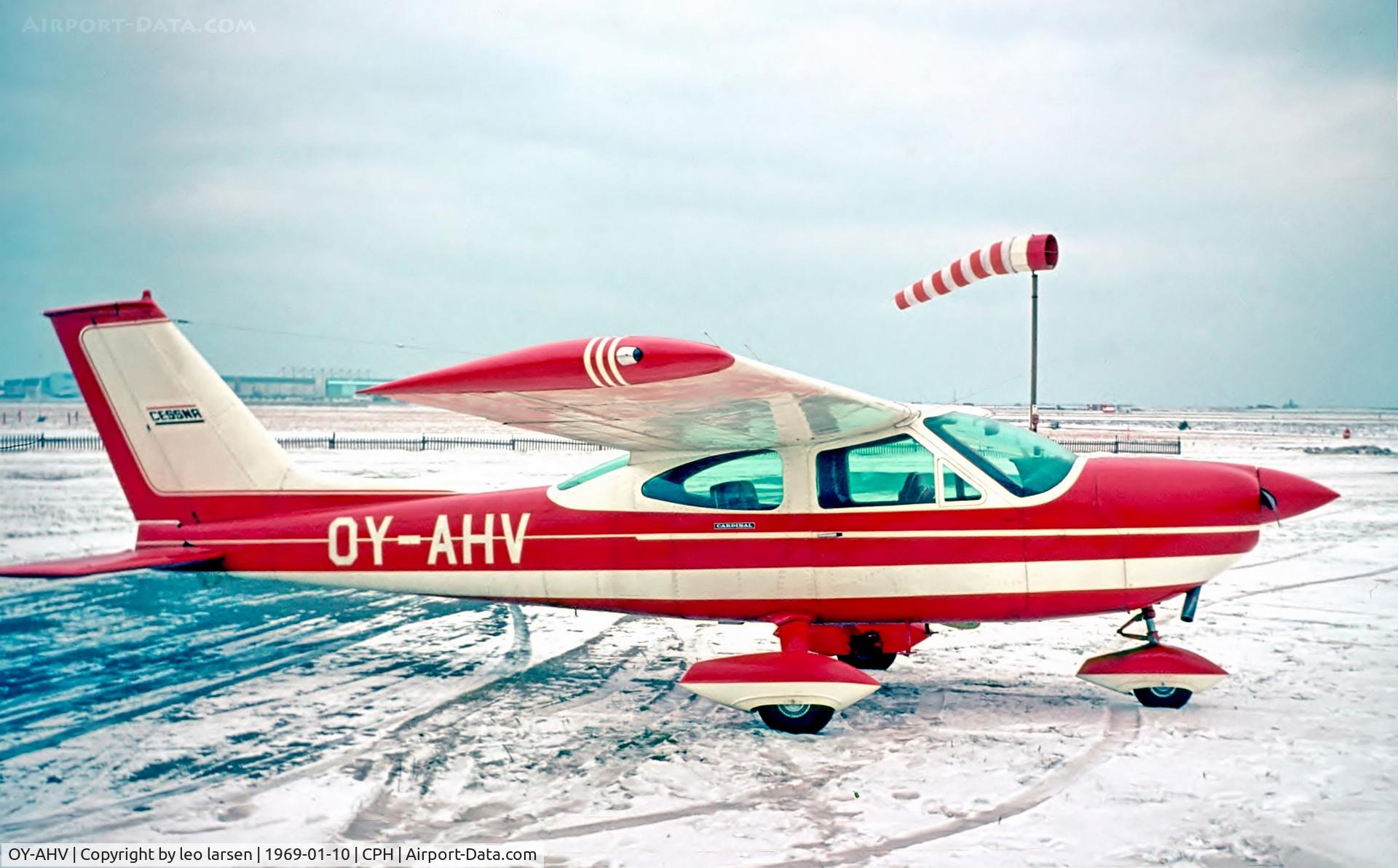 OY-AHV, 1968 Cessna 177 Cardinal Cardinal C/N 17701164, Copenhagen 10.1.1969