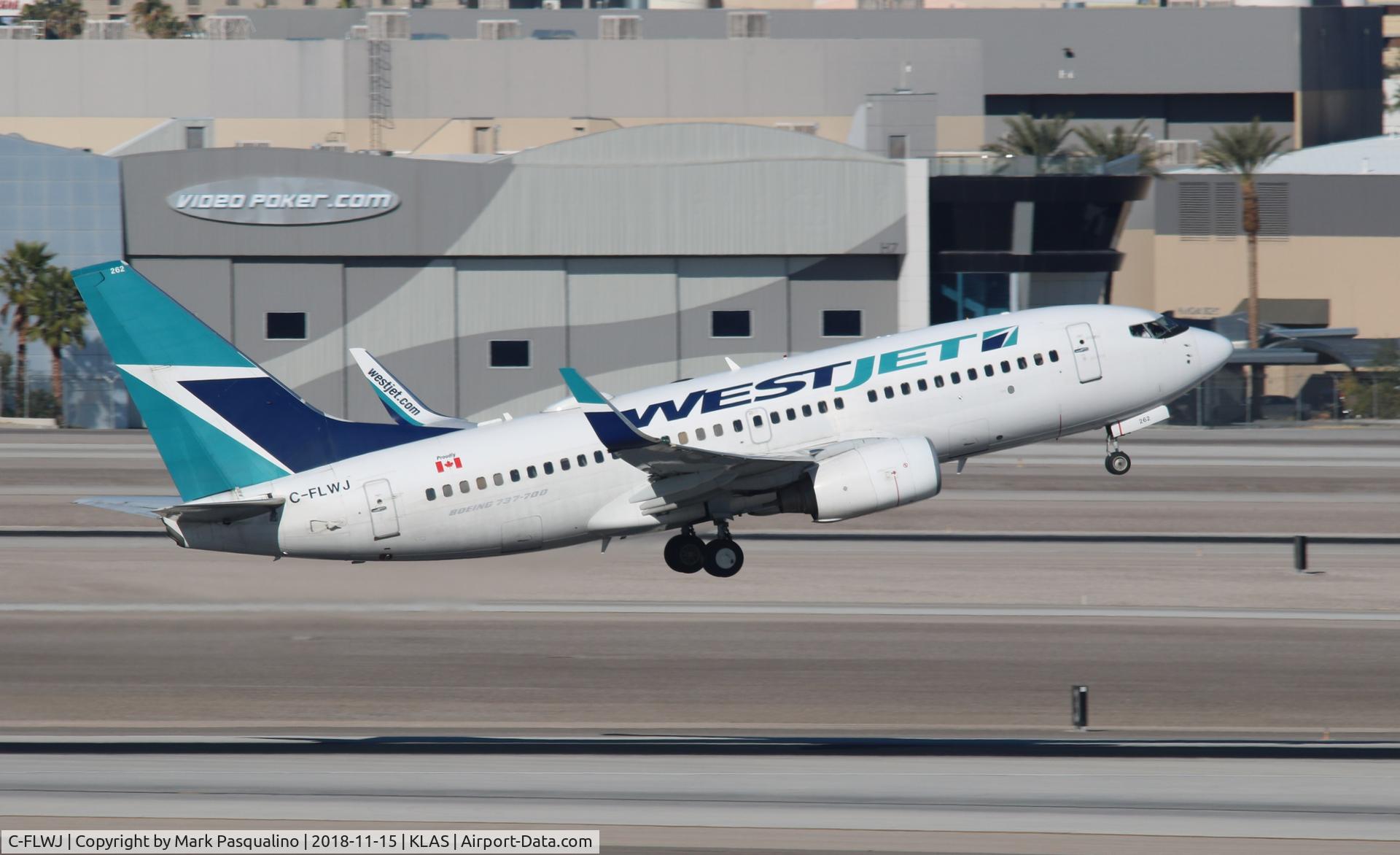 C-FLWJ, 2011 Boeing 737-7CT C/N 38096, Boeing 737-7CT