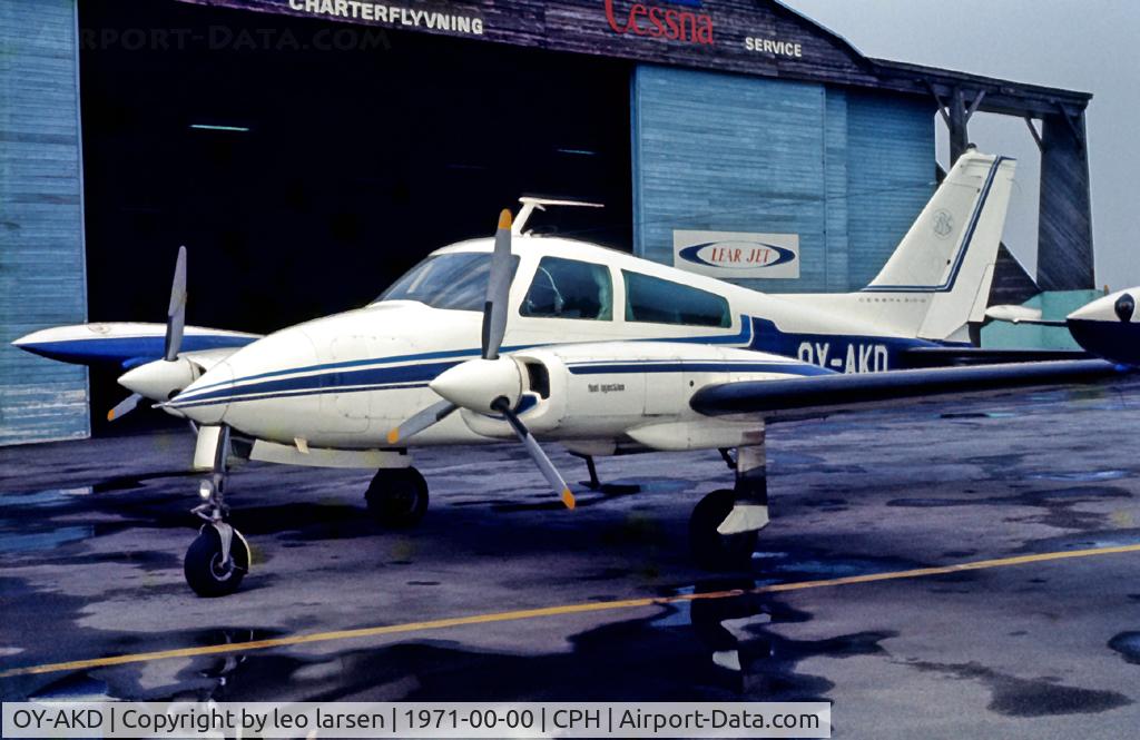 OY-AKD, 1970 Cessna 310Q C/N 310Q-0051, Copenhagen 1971