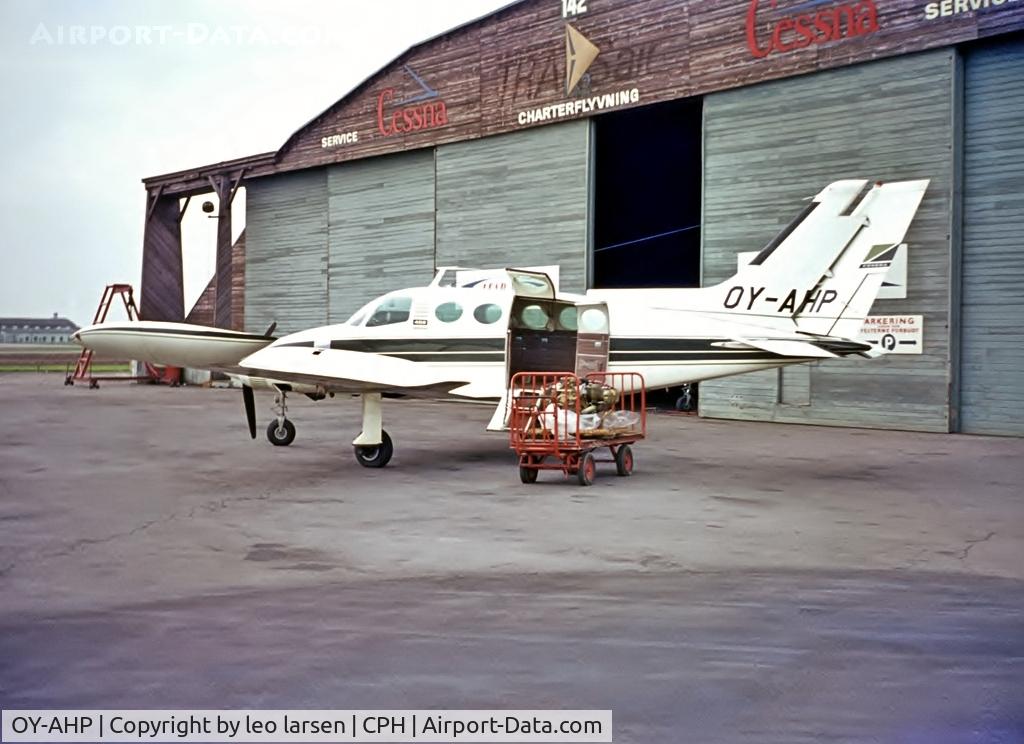 OY-AHP, 1968 Cessna 402 C/N 402-0167, Copenhagen 28.09.1968