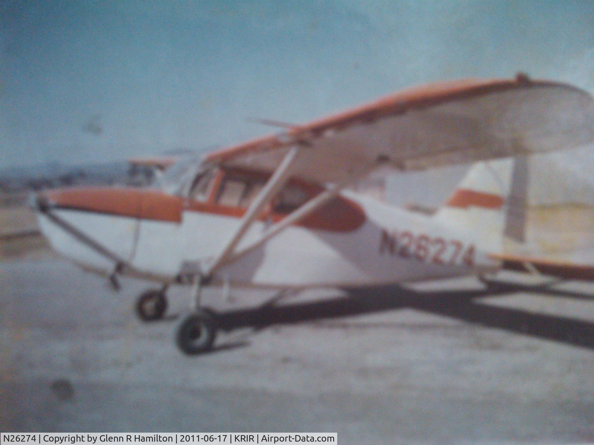 N26274, 1946 Stinson 10 C/N 7561, 1967 at Flabob Airport before being recovered.