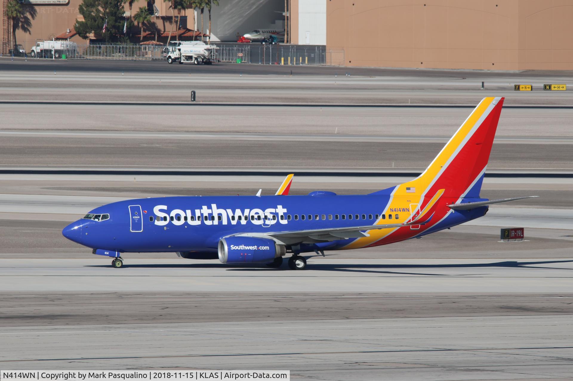 N414WN, 2001 Boeing 737-7H4 C/N 29820, Boeing 737-7H4