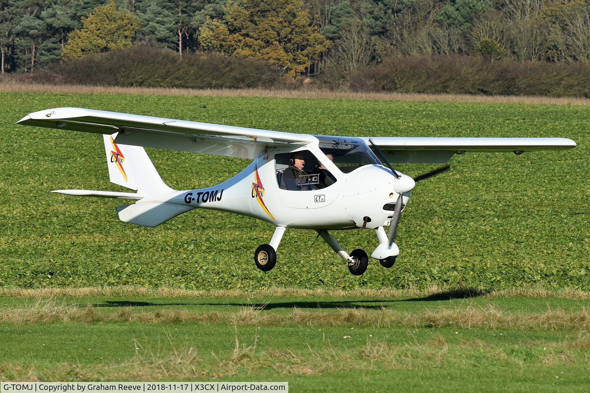 G-TOMJ, 2003 Flight Design CT2K C/N 7975, Landing at Northrepps.
