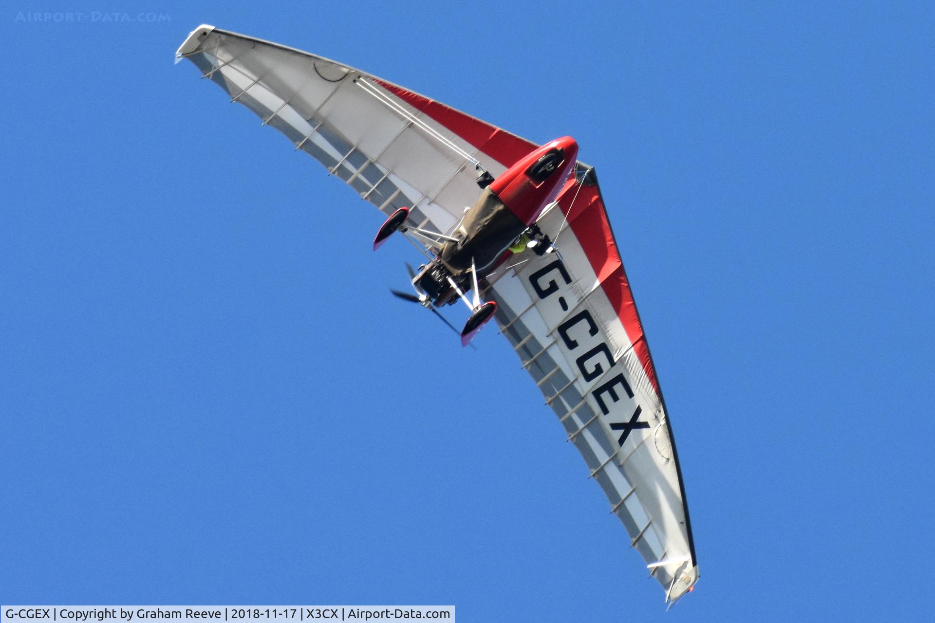 G-CGEX, 2009 P&M Aviation Quik GT450 C/N 8491, Landing at Northrepps.