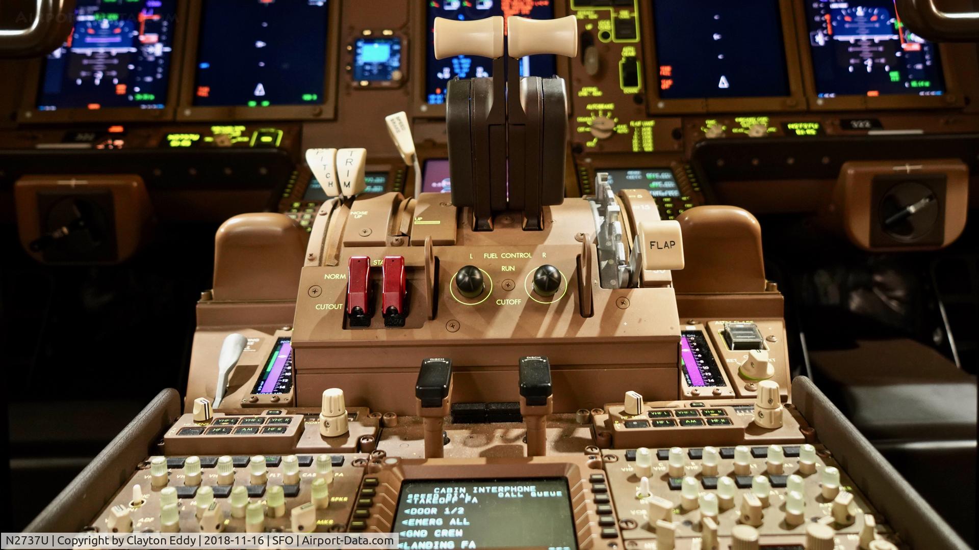 N2737U, 2017 Boeing 777-300/ER C/N 62647, SFO 2018.