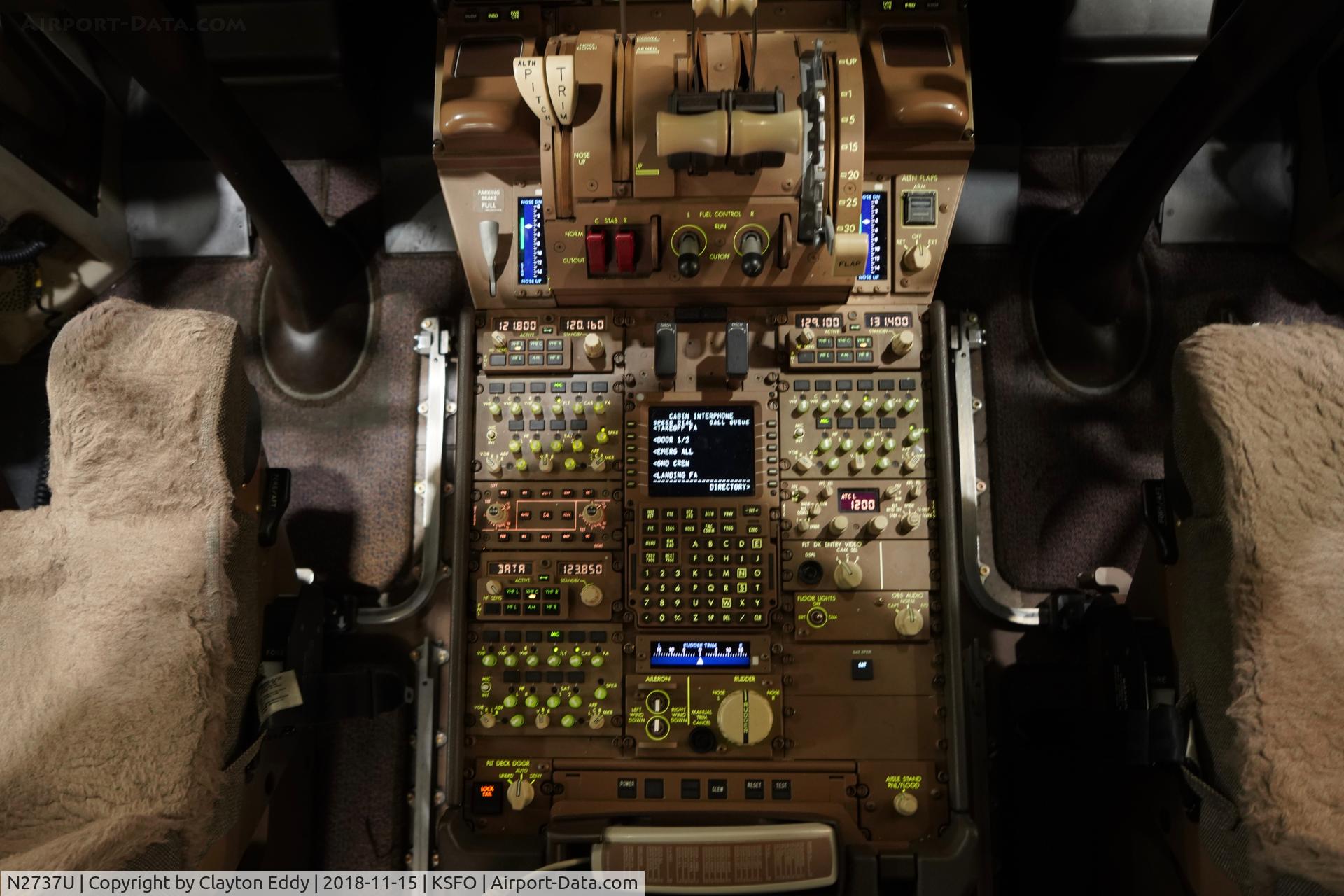 N2737U, 2017 Boeing 777-300/ER C/N 62647, SFO 2018.