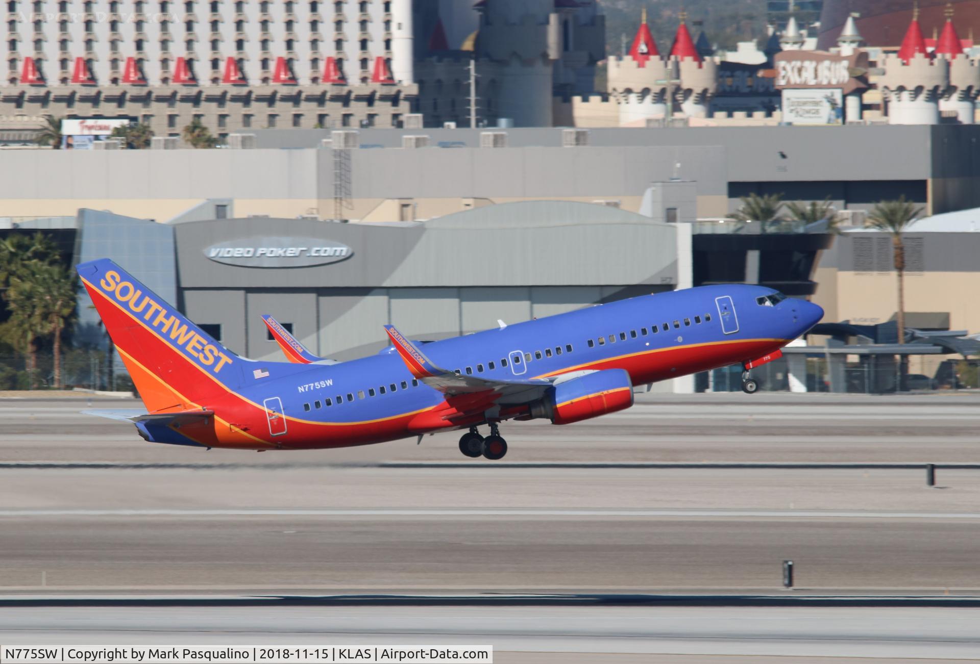 N775SW, 2000 Boeing 737-7H4 C/N 30590, Boeing 737-7H4