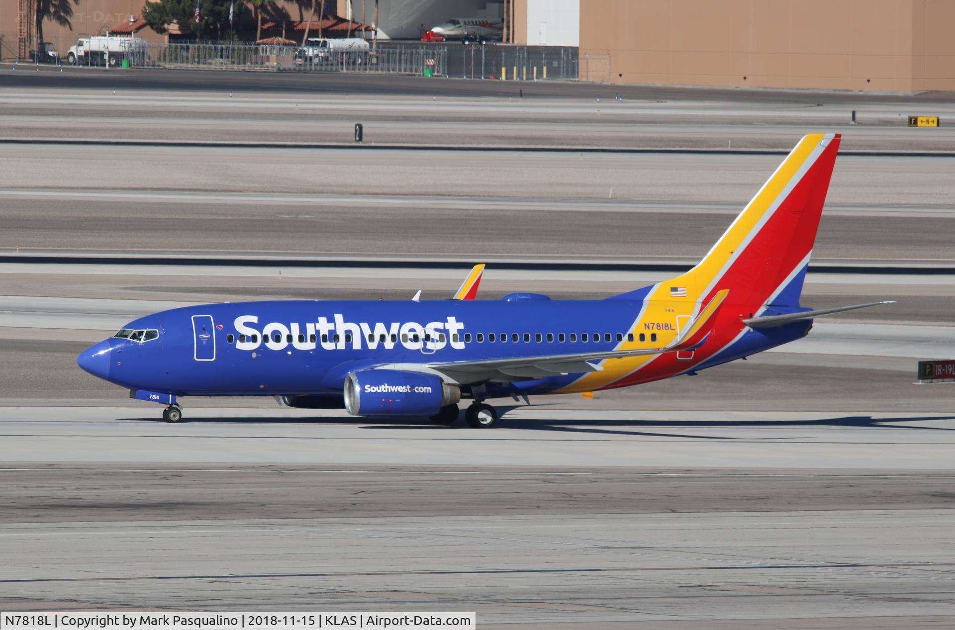 N7818L, 1999 Boeing 737-76N C/N 28609, Boeing 737-76N