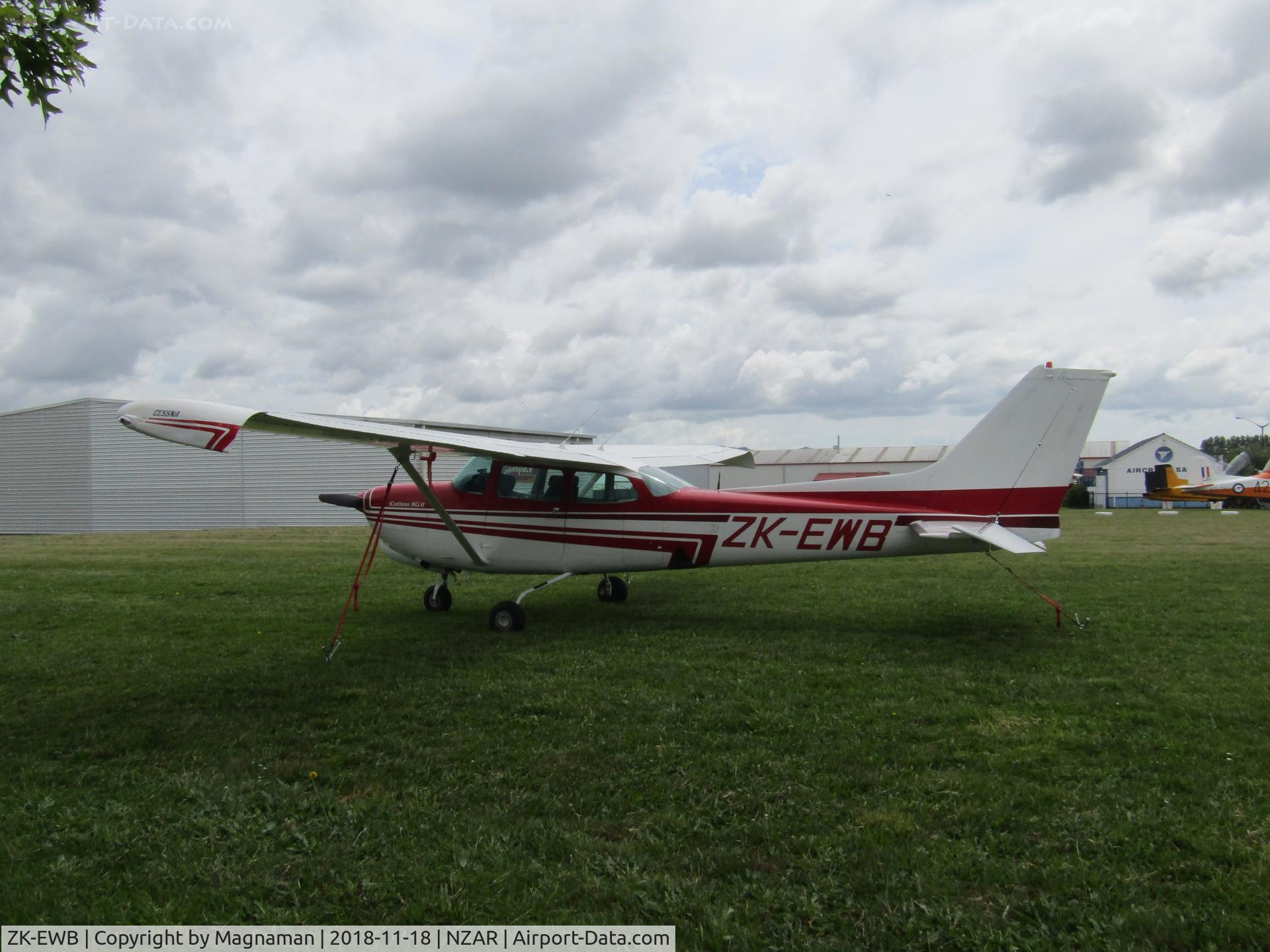 ZK-EWB, Cessna 172RG Cutlass RG C/N 172RG0671, visiting for air show