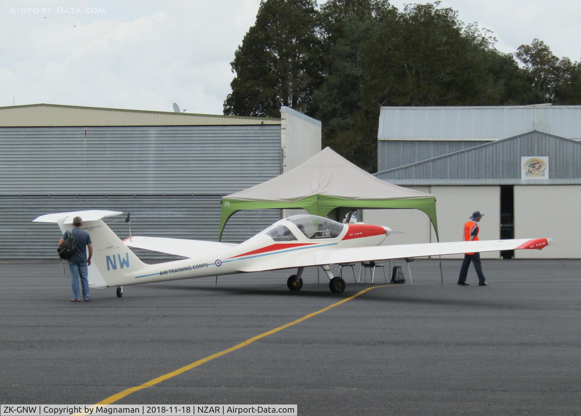 ZK-GNW, Grob G-109 C/N 6148, not the most popular stand at the show!!!!