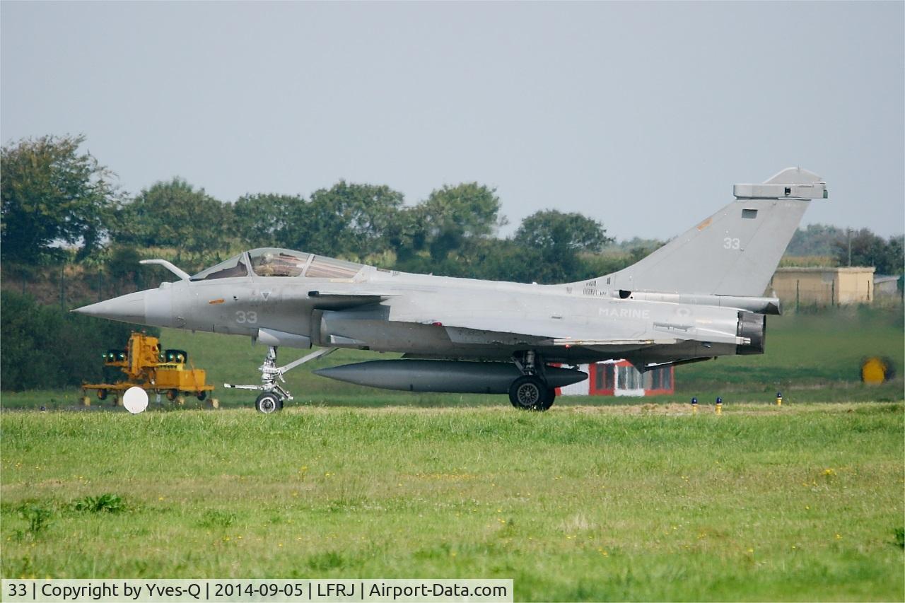 33, Dassault Rafale M C/N 33, Dassault Rafale M, Taxiing, Landivisiau naval air base (LFRJ)